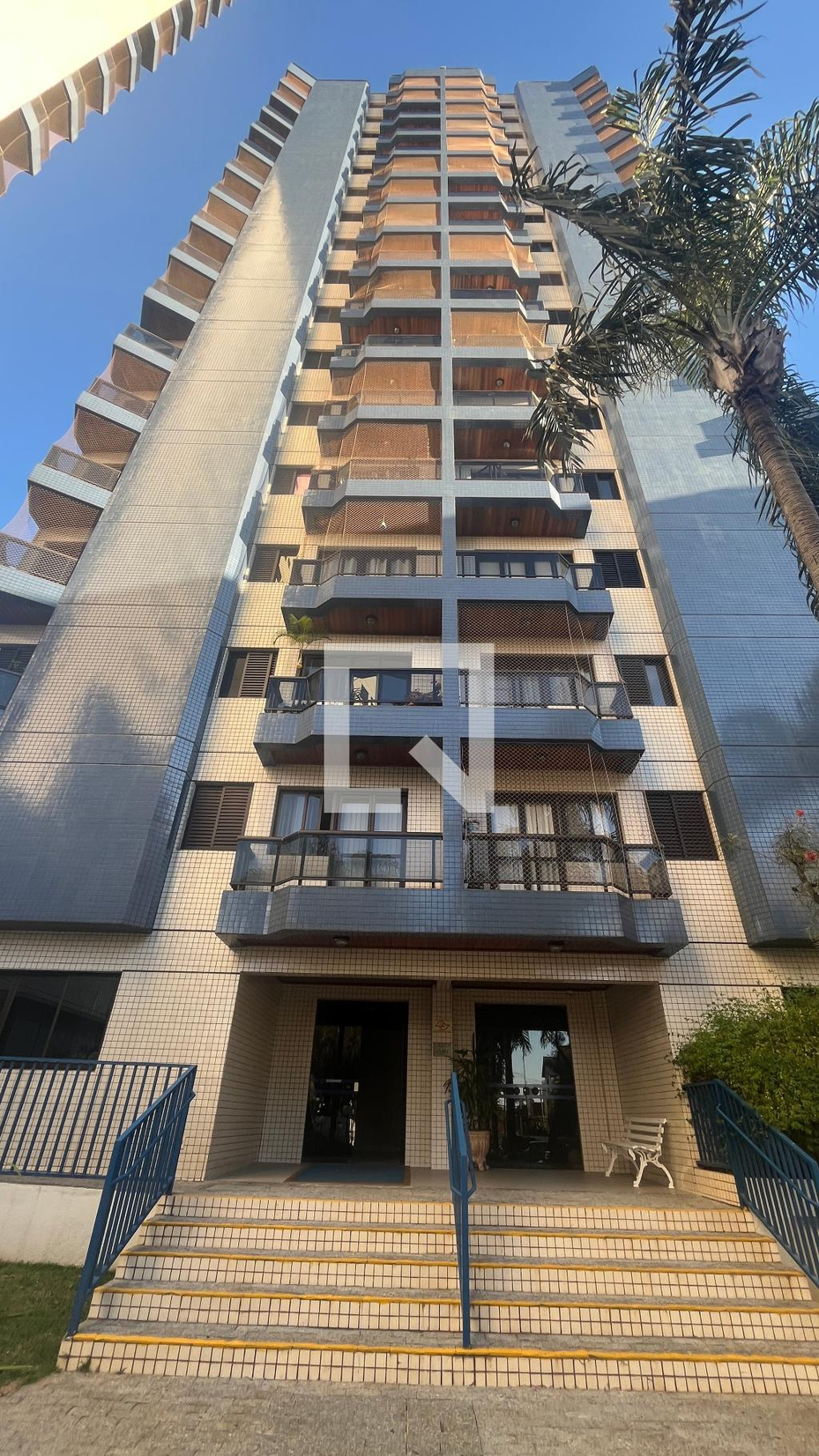 Fachada Condomínio Plaza Light