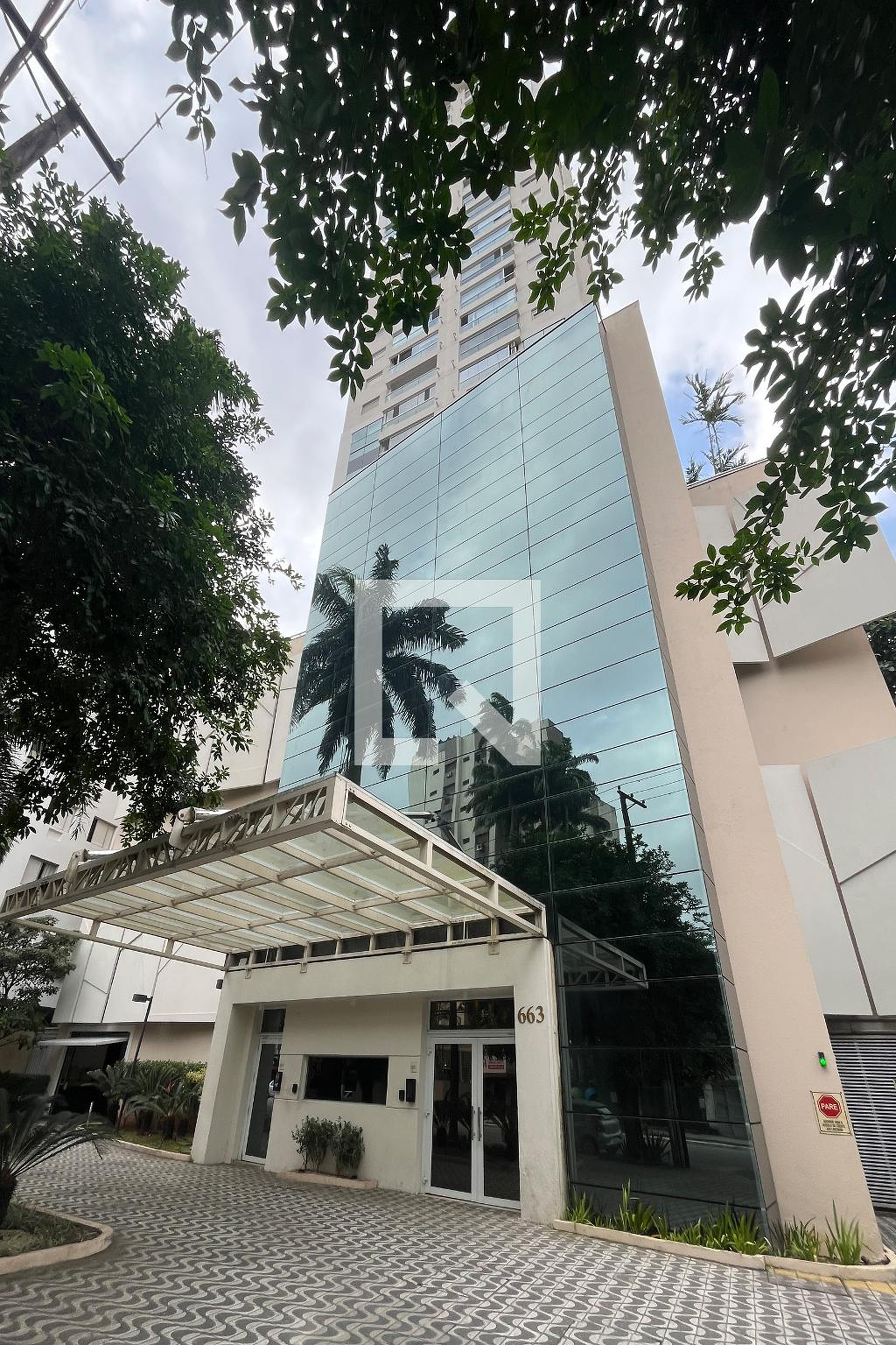 Fachada Condomínio Emirado