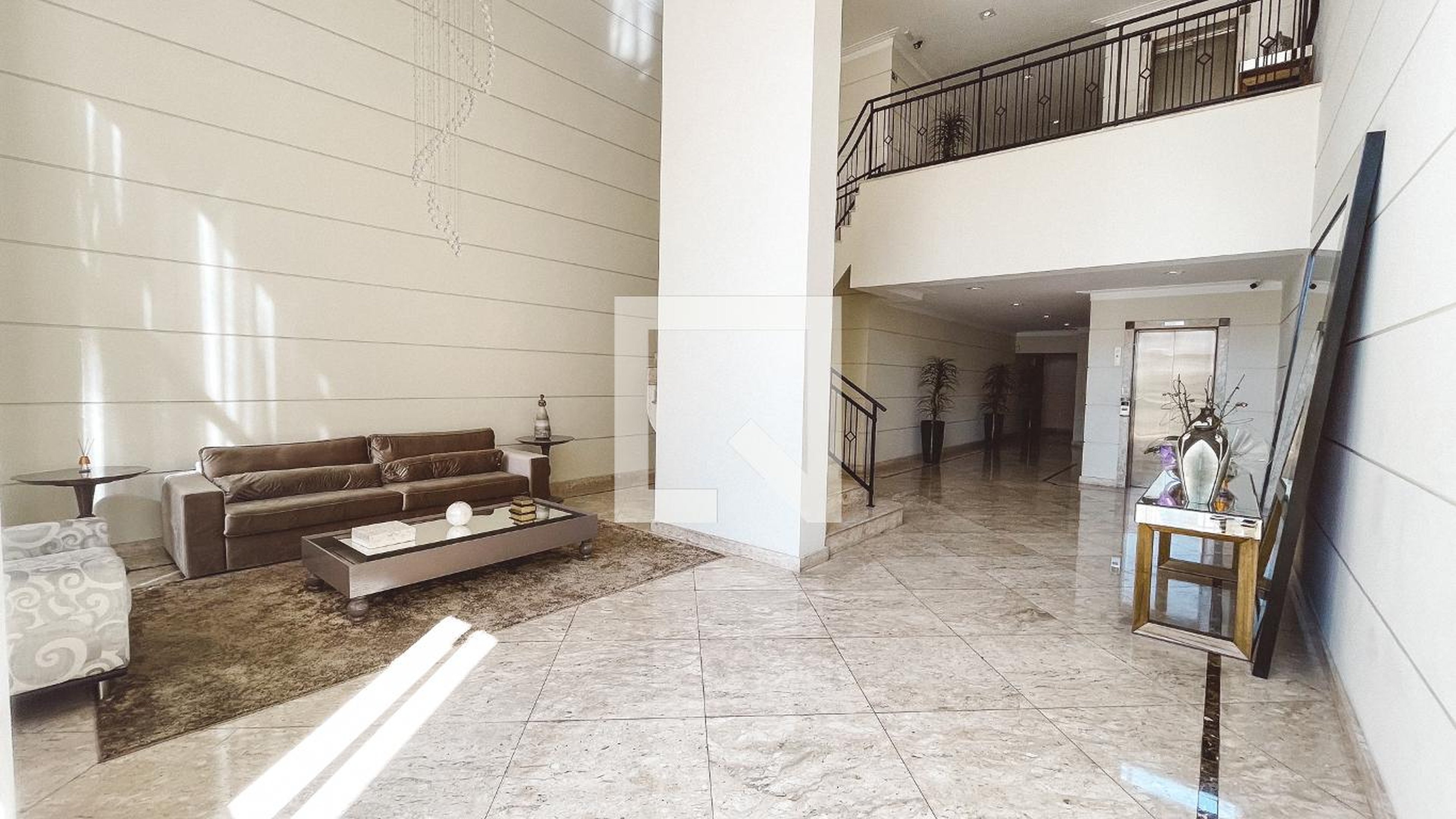 Hall social - Edifício Piazza San Luca