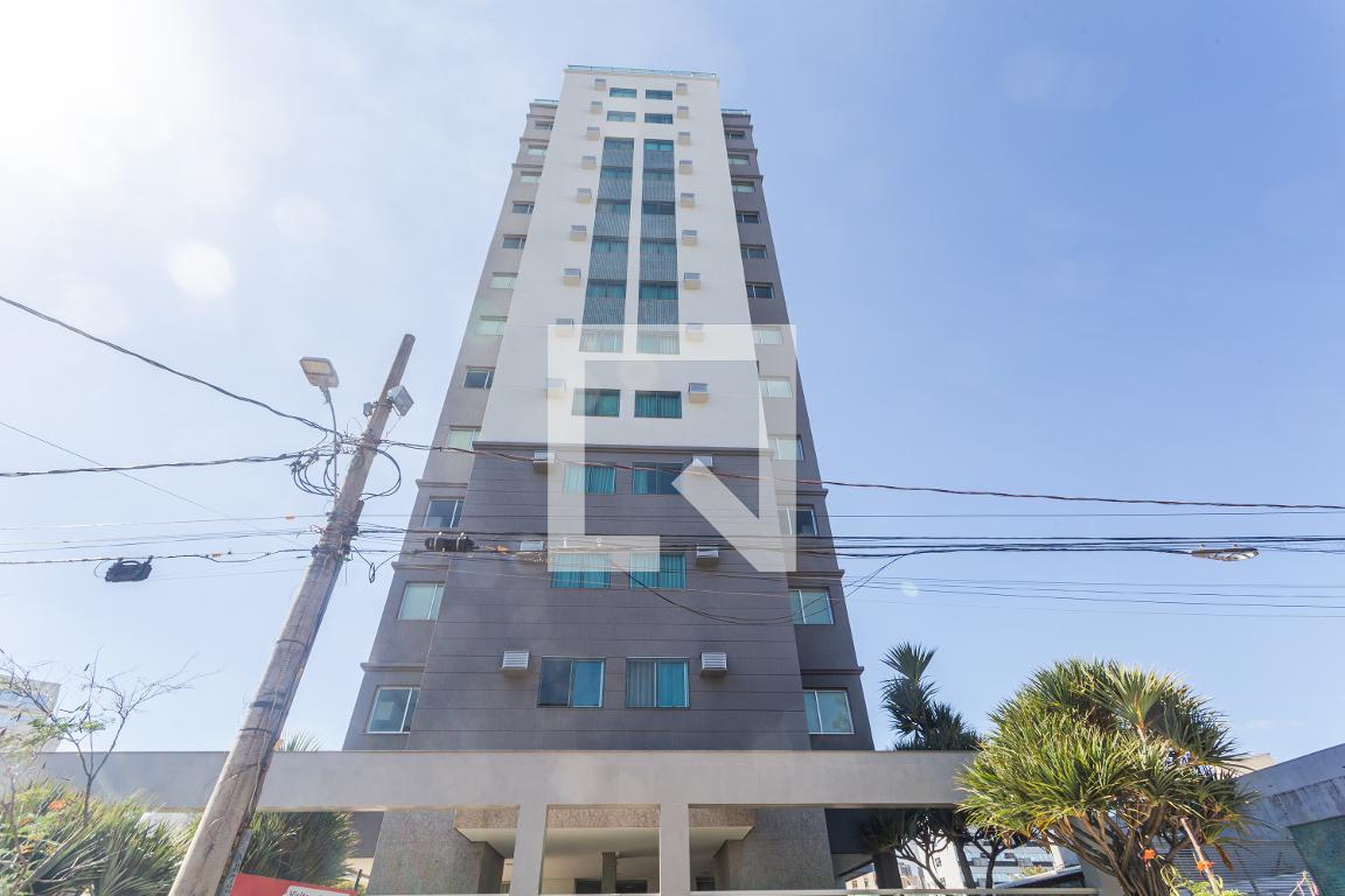 Fachada Condomínio em Rua Artur de Sá, 309