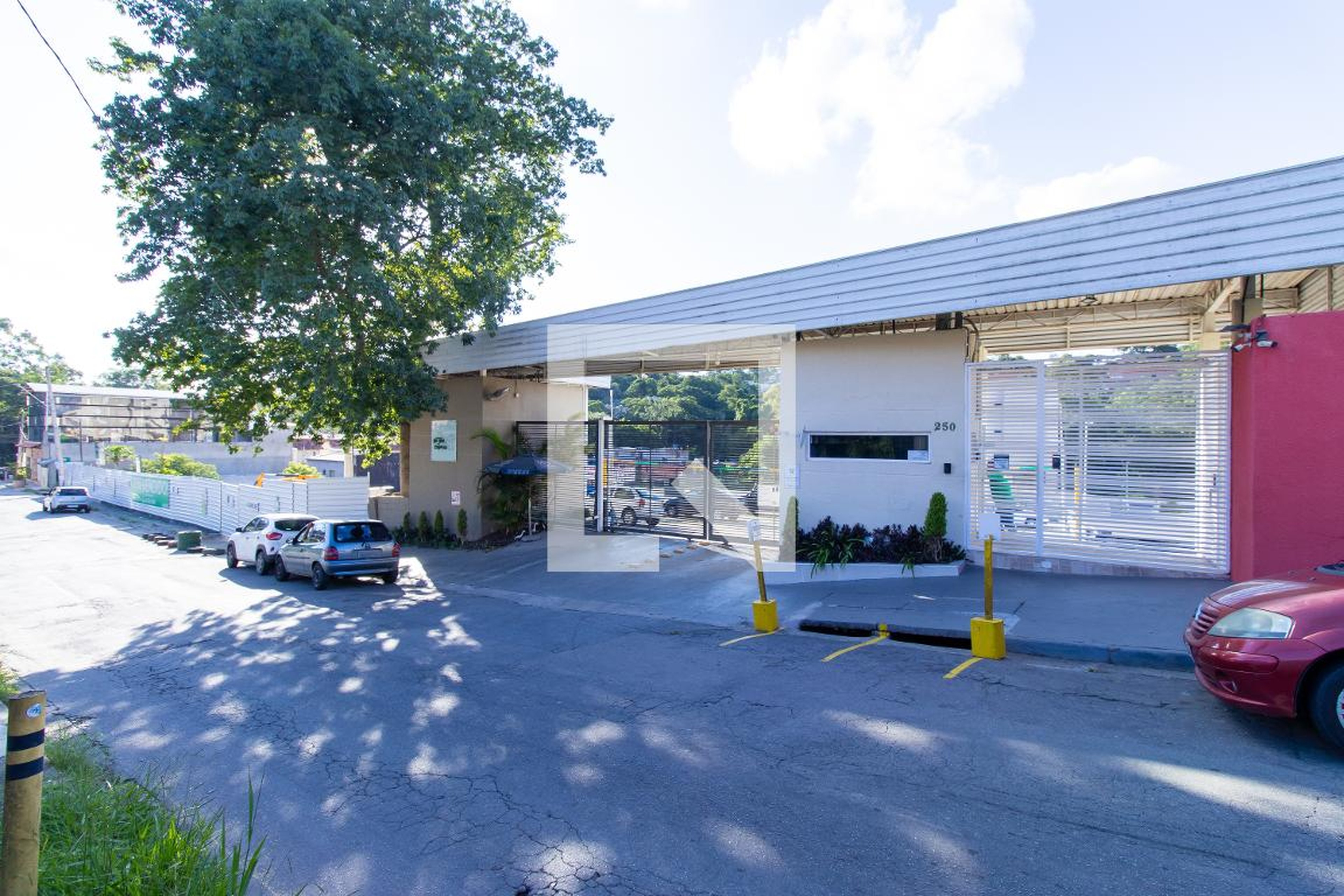 Fachada do condomínio Condomínio Bosque dos Esquilos