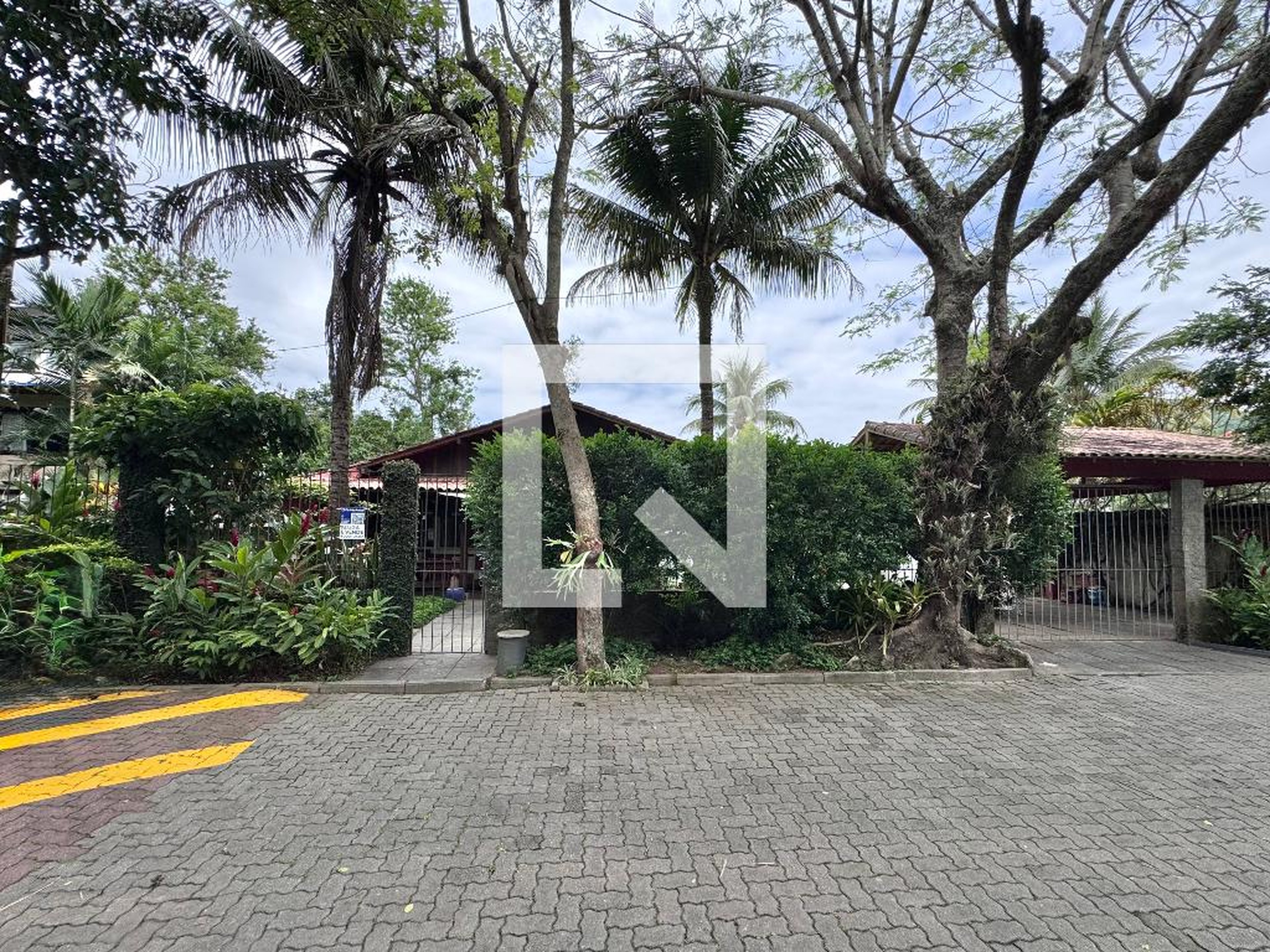 Fachada Condomínio Quintas do Rio