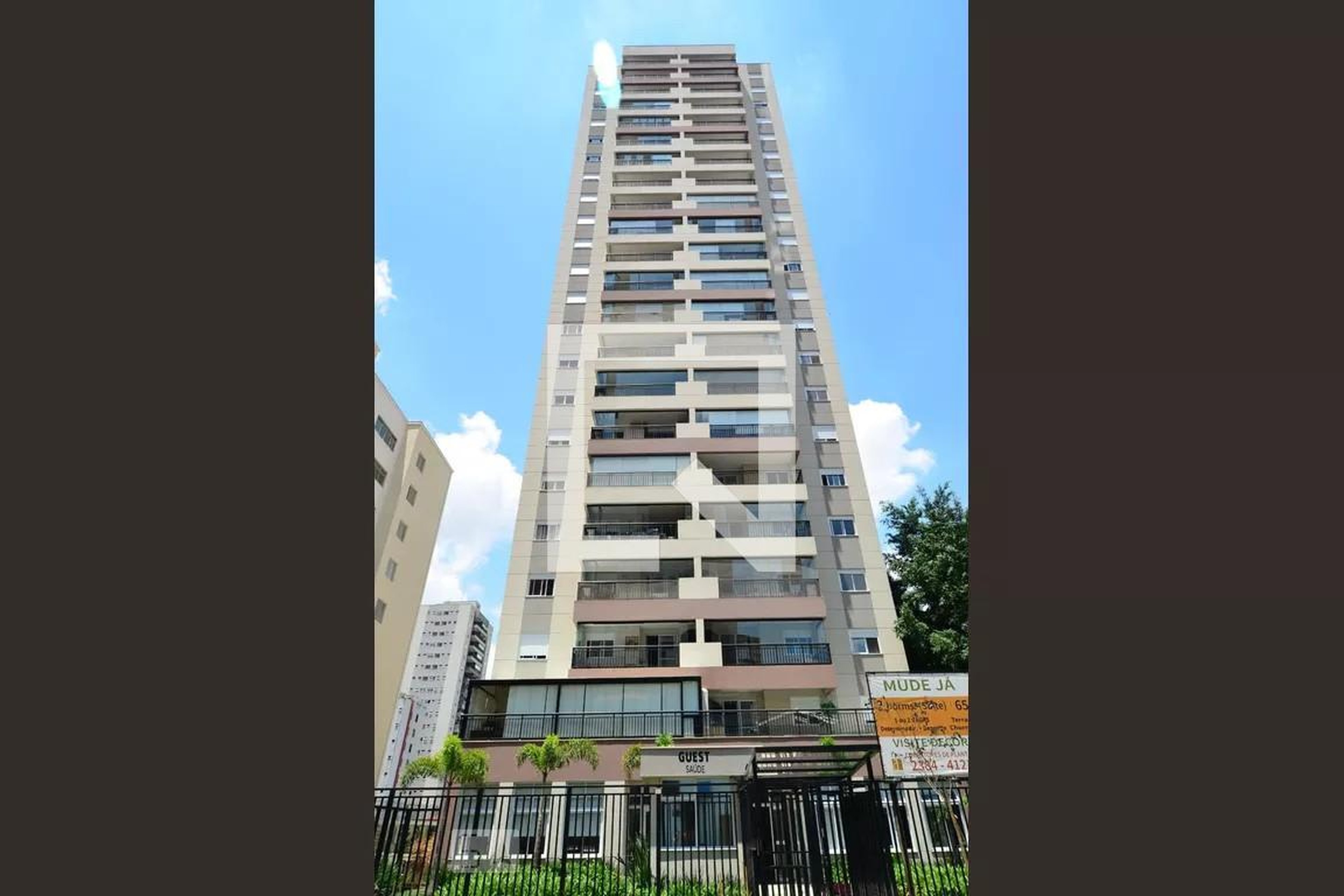 Fachada do Prédio Condomínio Guest Saúde