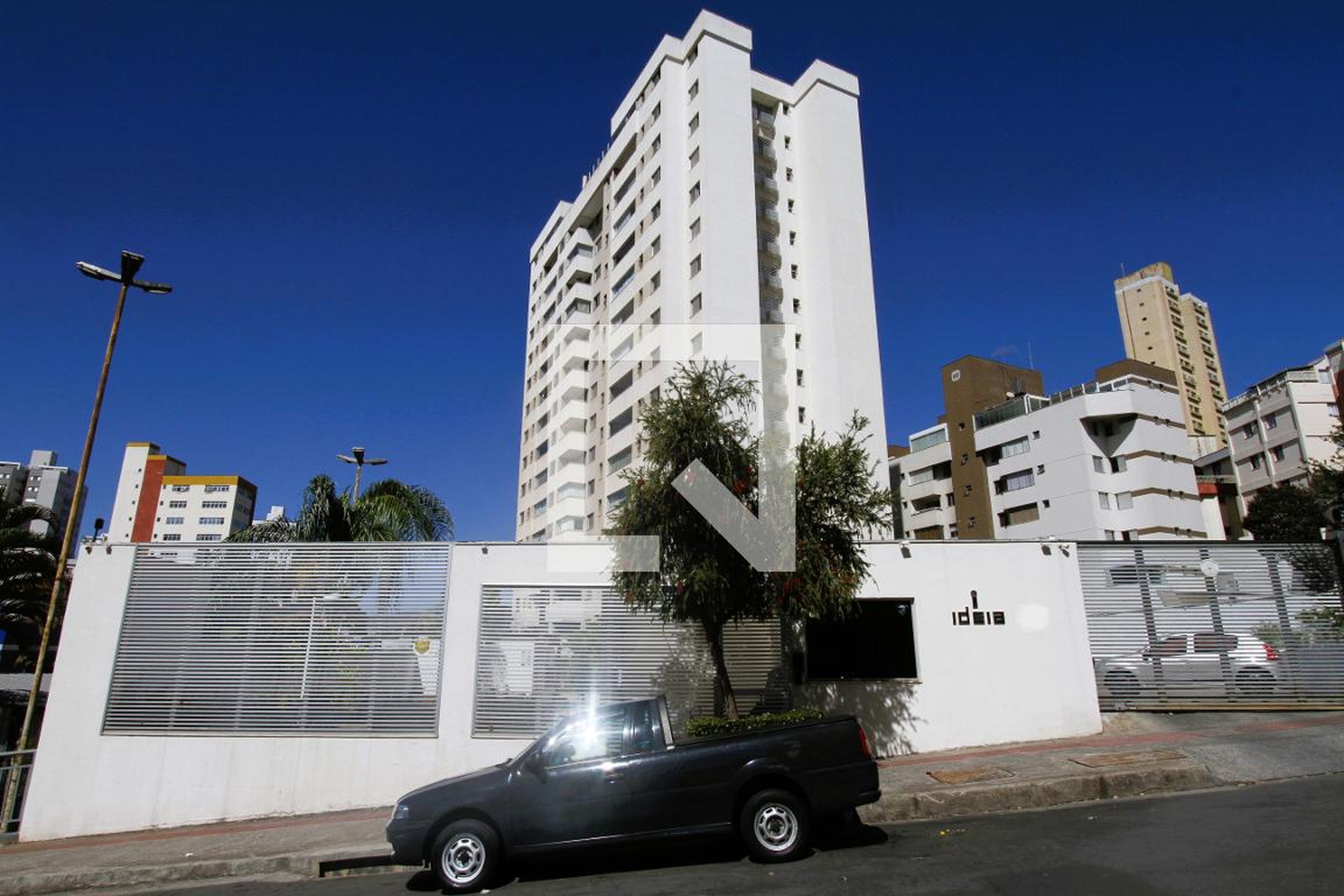 Fachada do Prédio Condomínio em Rua José Machado, 55