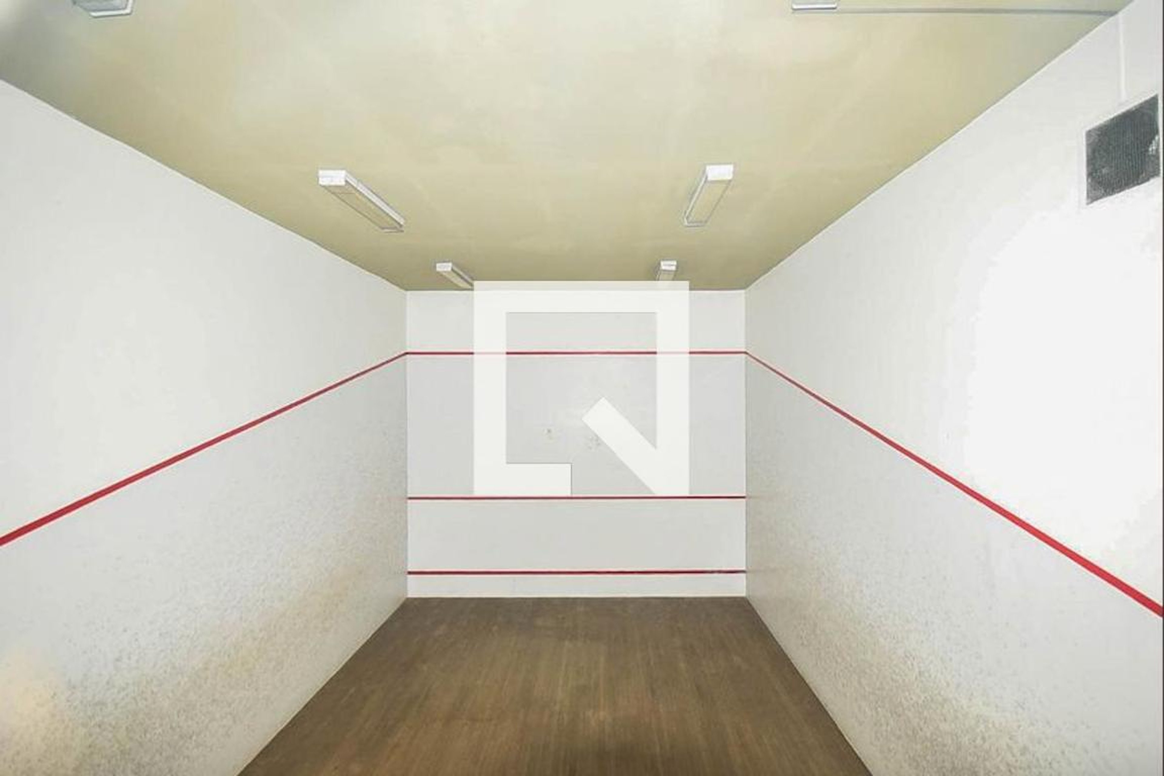 Quadra de Squash - Edifício The Regent Flat Service