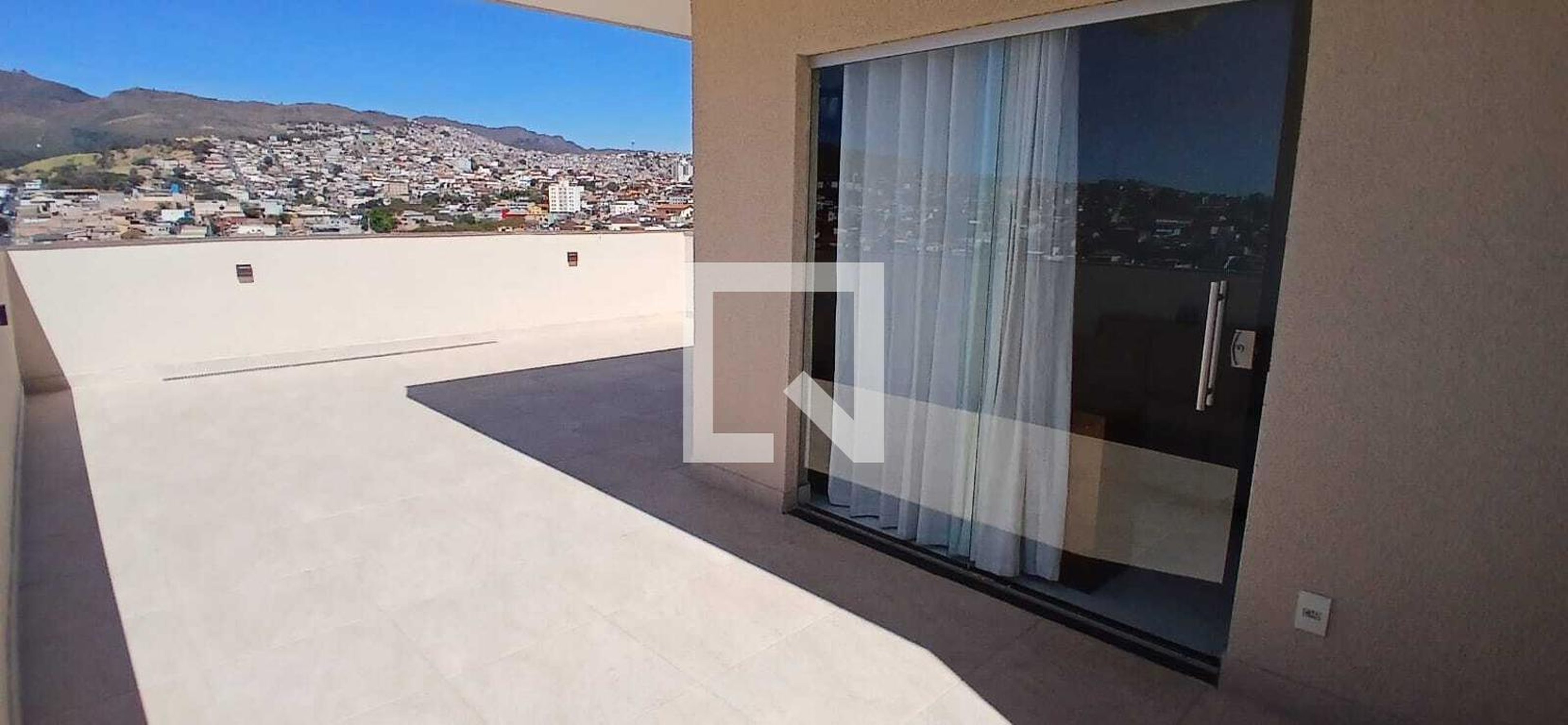 Área Externa - Edifício Mário Martins