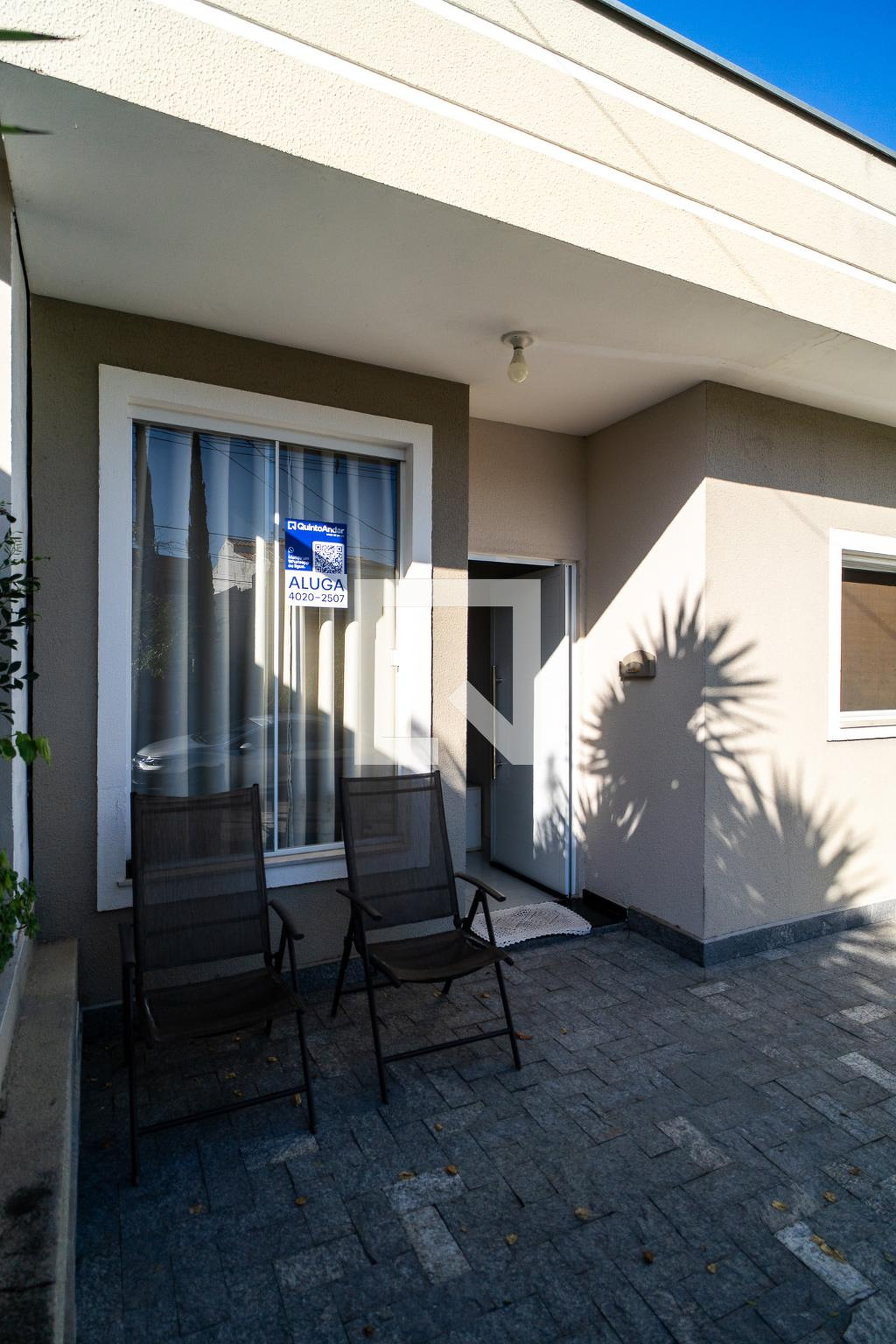 Fachada Condomínio em Rua Jorge Aparecido Trindade, 68