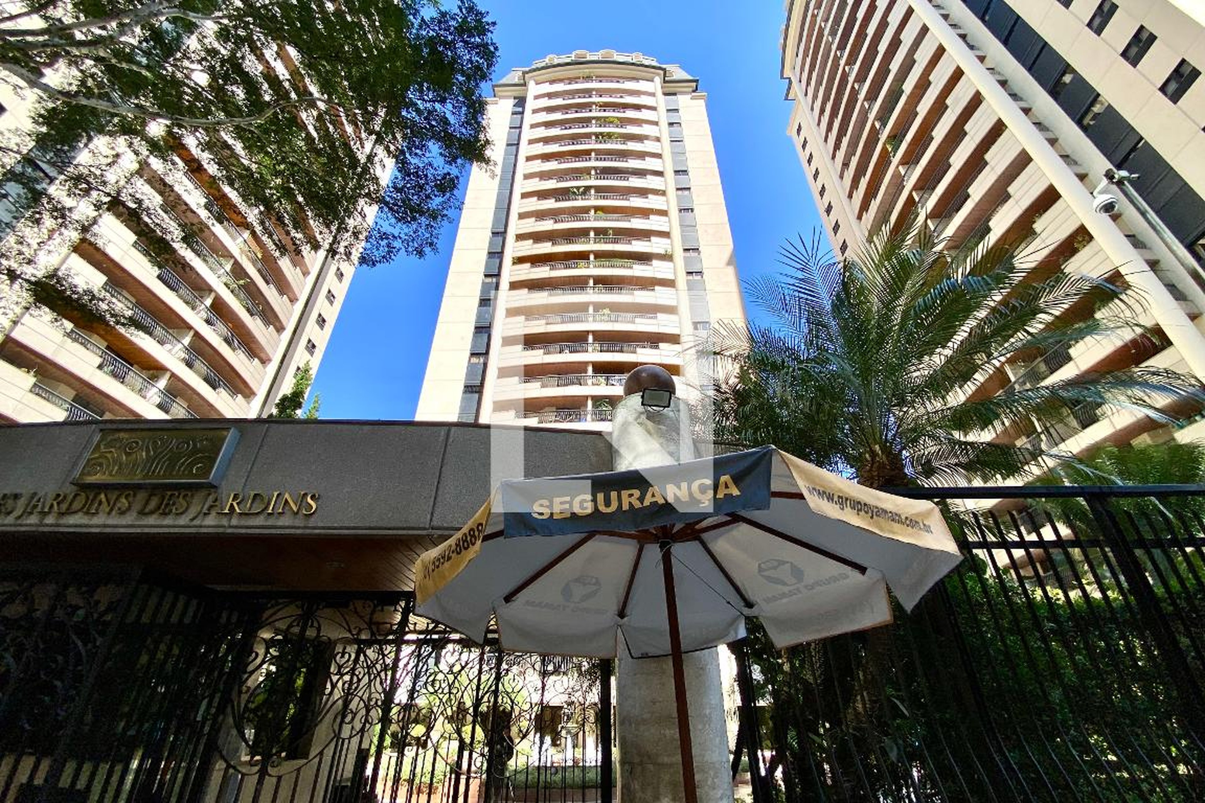 Fachada Condomínio Les Jardins Des Jardins