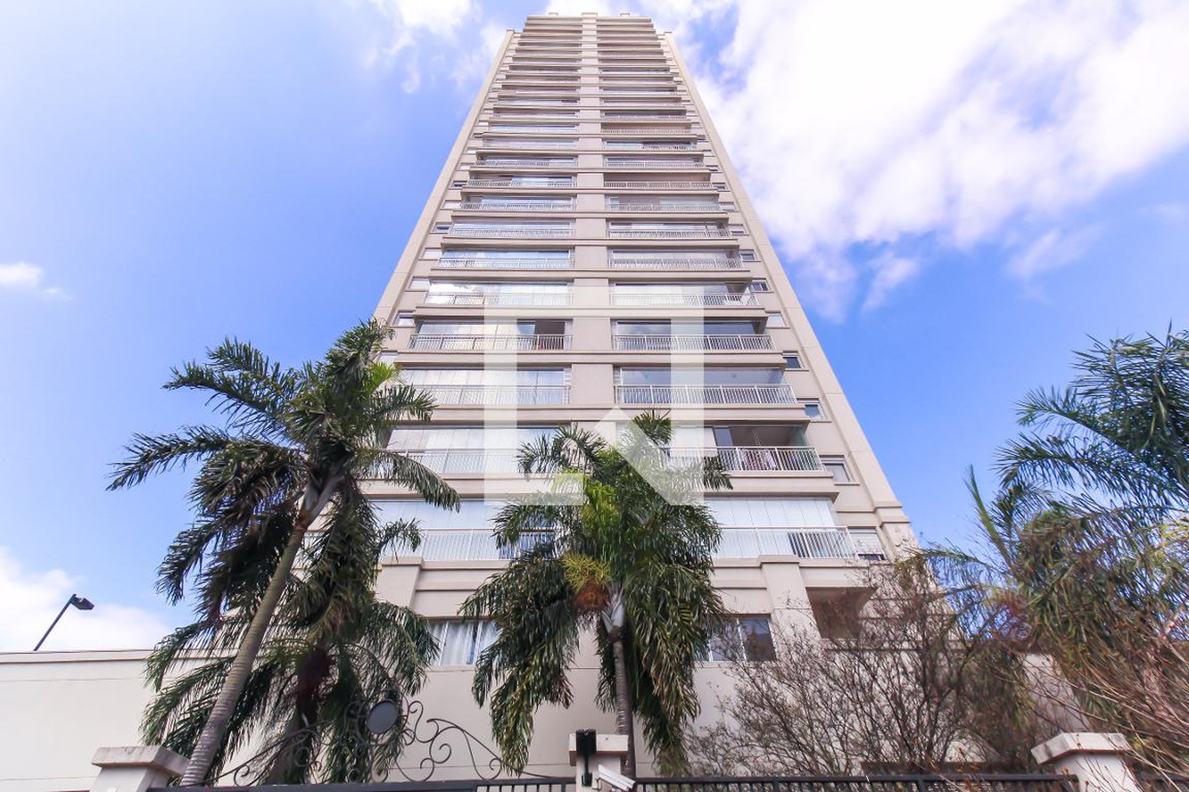 Fachada Condomínio Le Champ