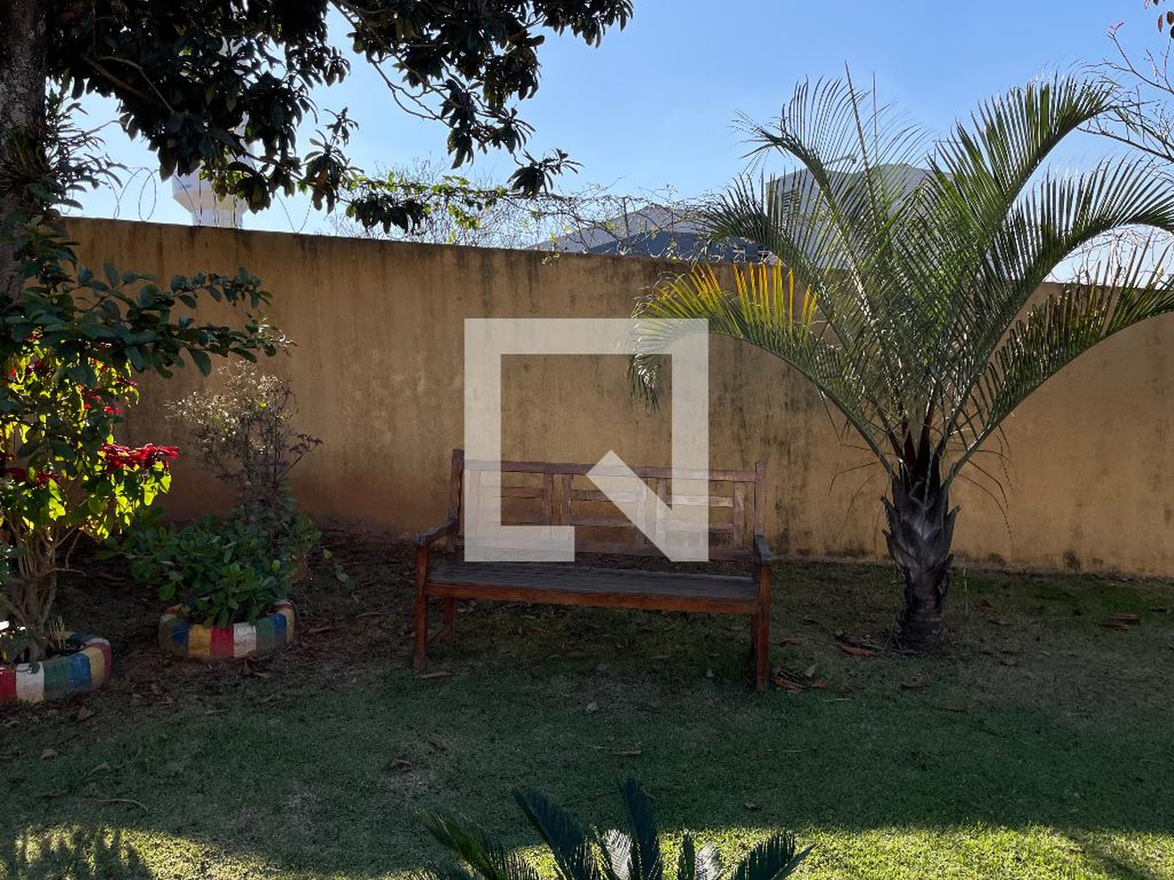 Condomínio Condomínio em Rua Graciano Soares de Araújo, 272