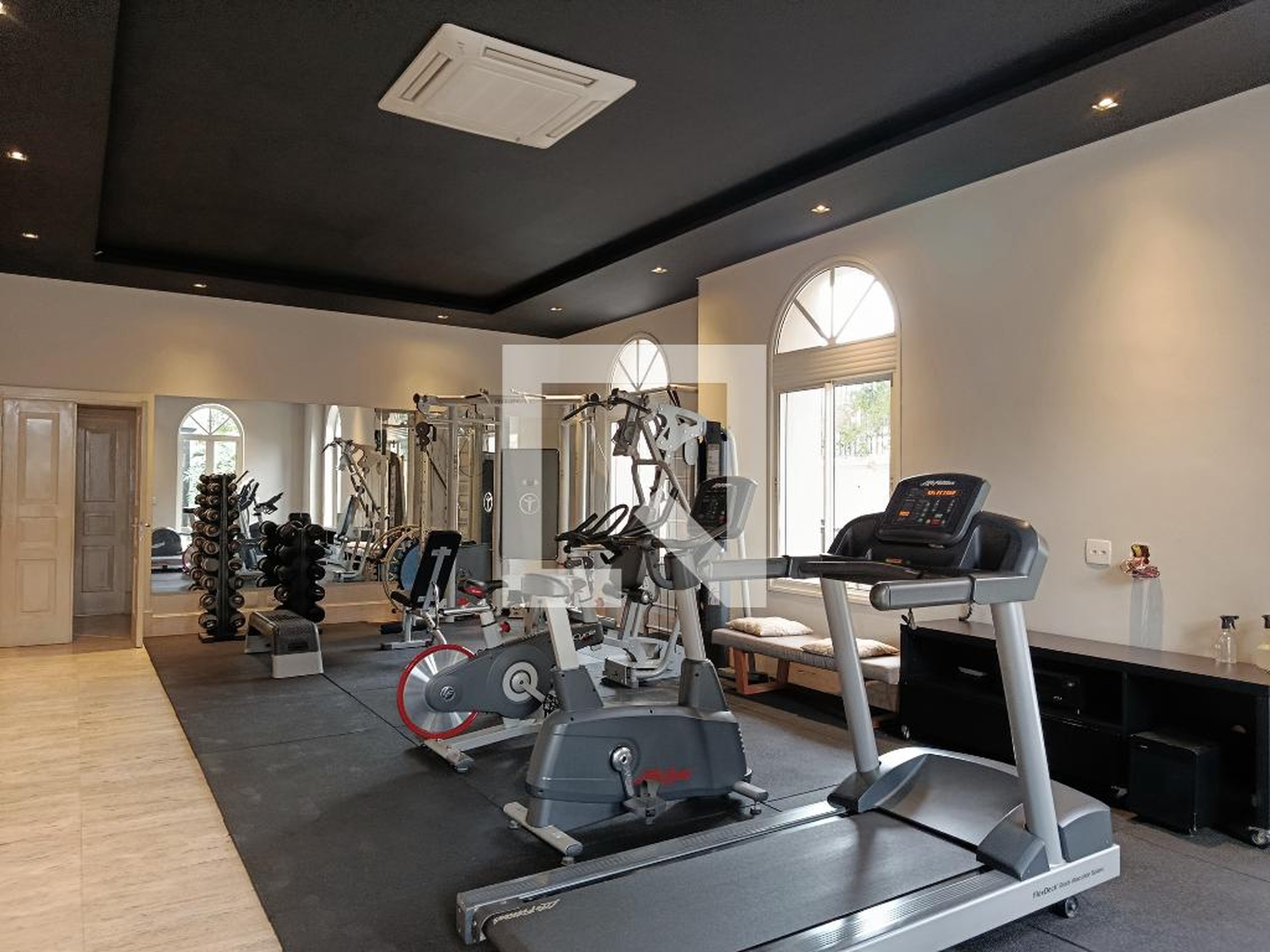 Academia - Maison D Orleans