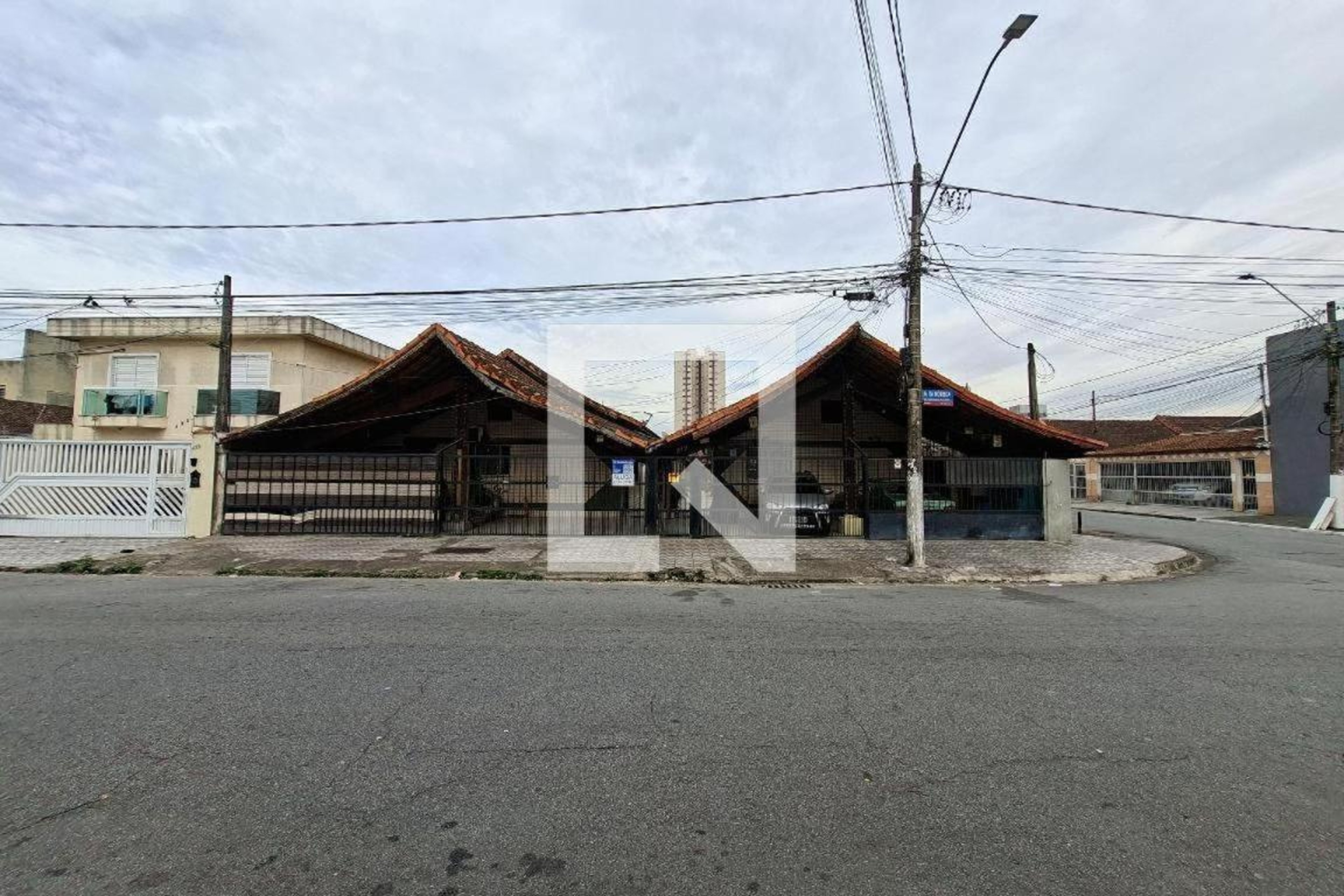 Fachada Condomínio em Rua Padre Manoel da Nóbrega, 317