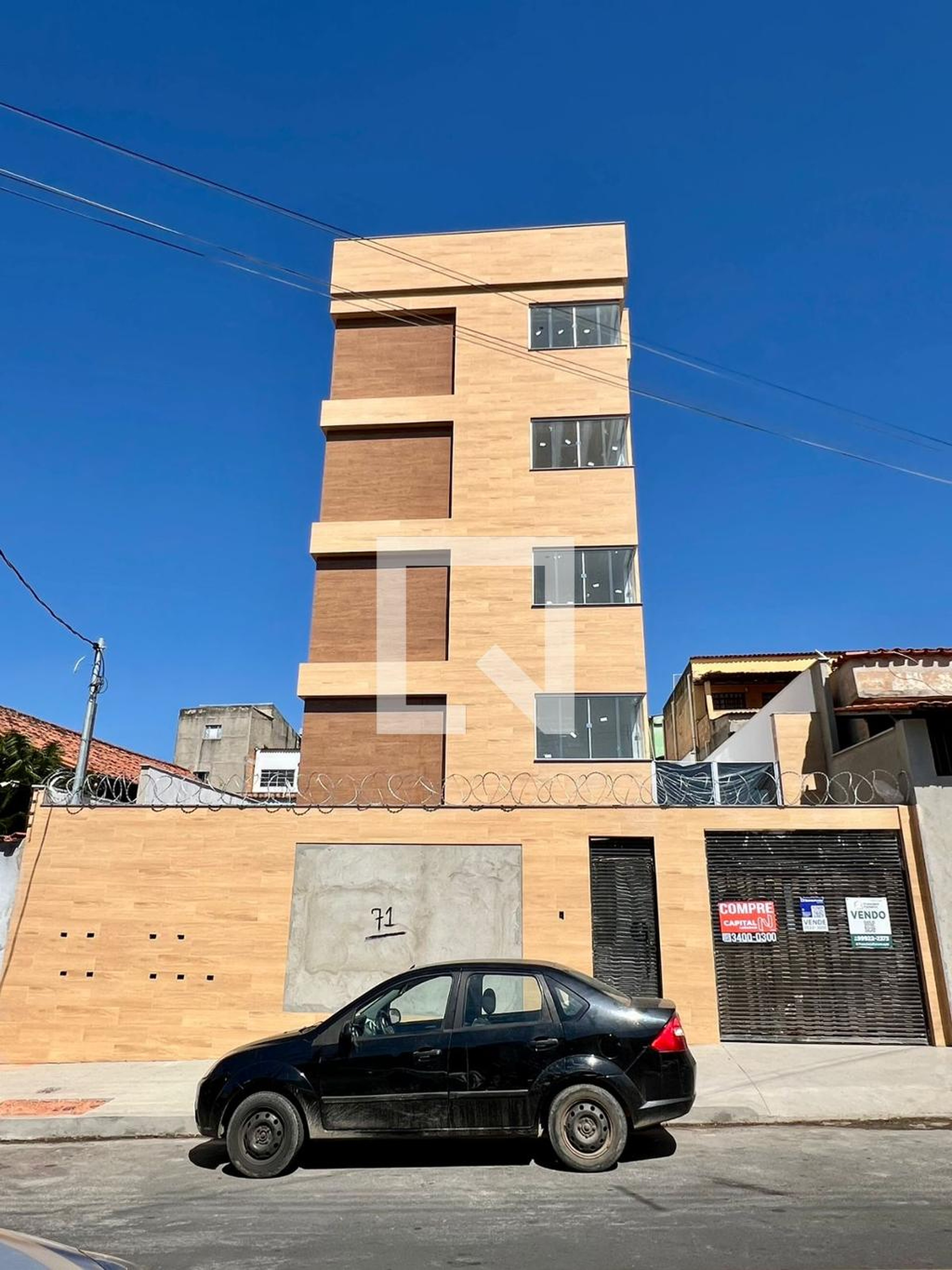 Fachada Condomínio em Rua Itaverava, 71