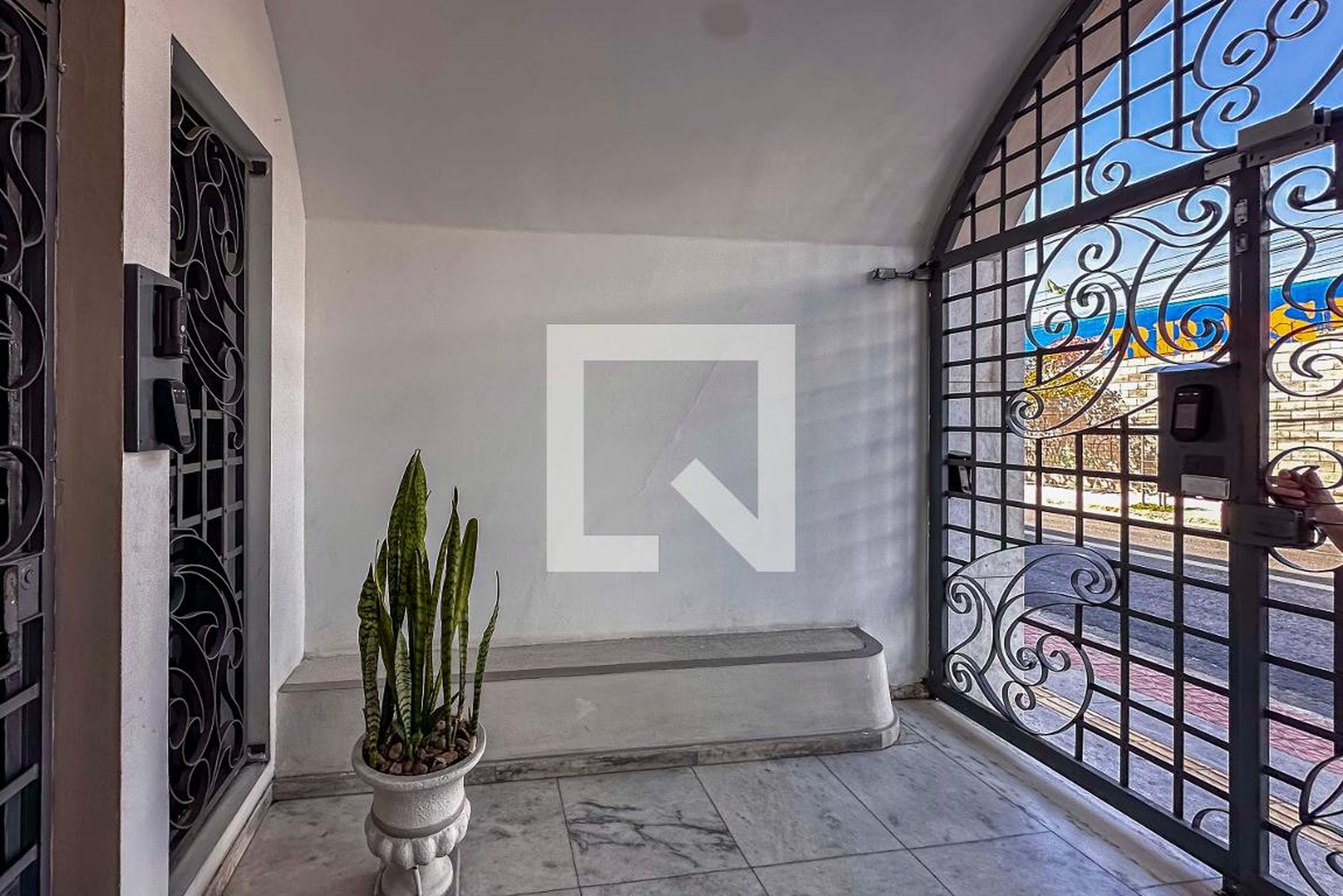 Hall de entrada - Jorge Gyotoko