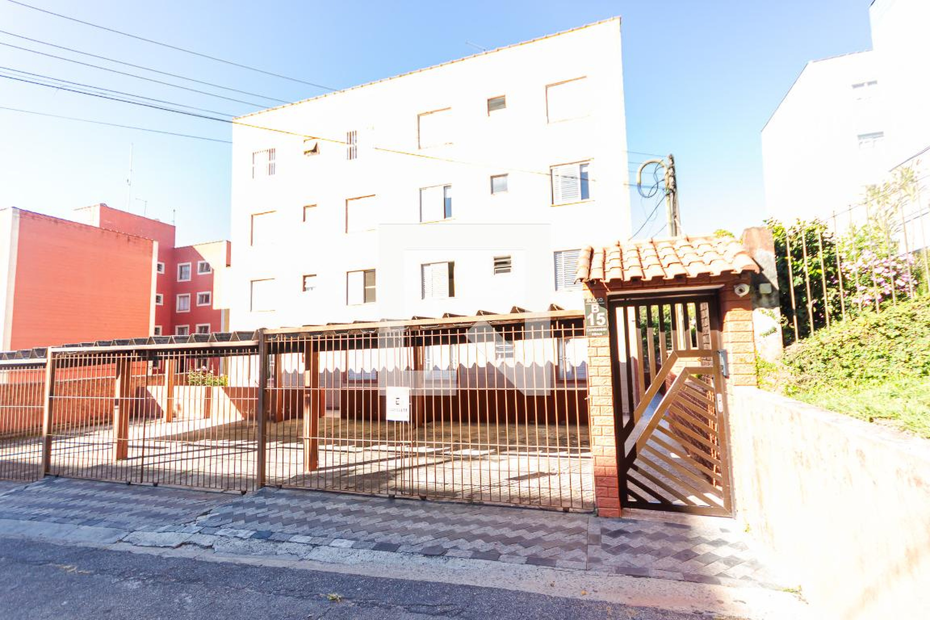 Fachada Condomínio em Rua Abel Ferreira, 0