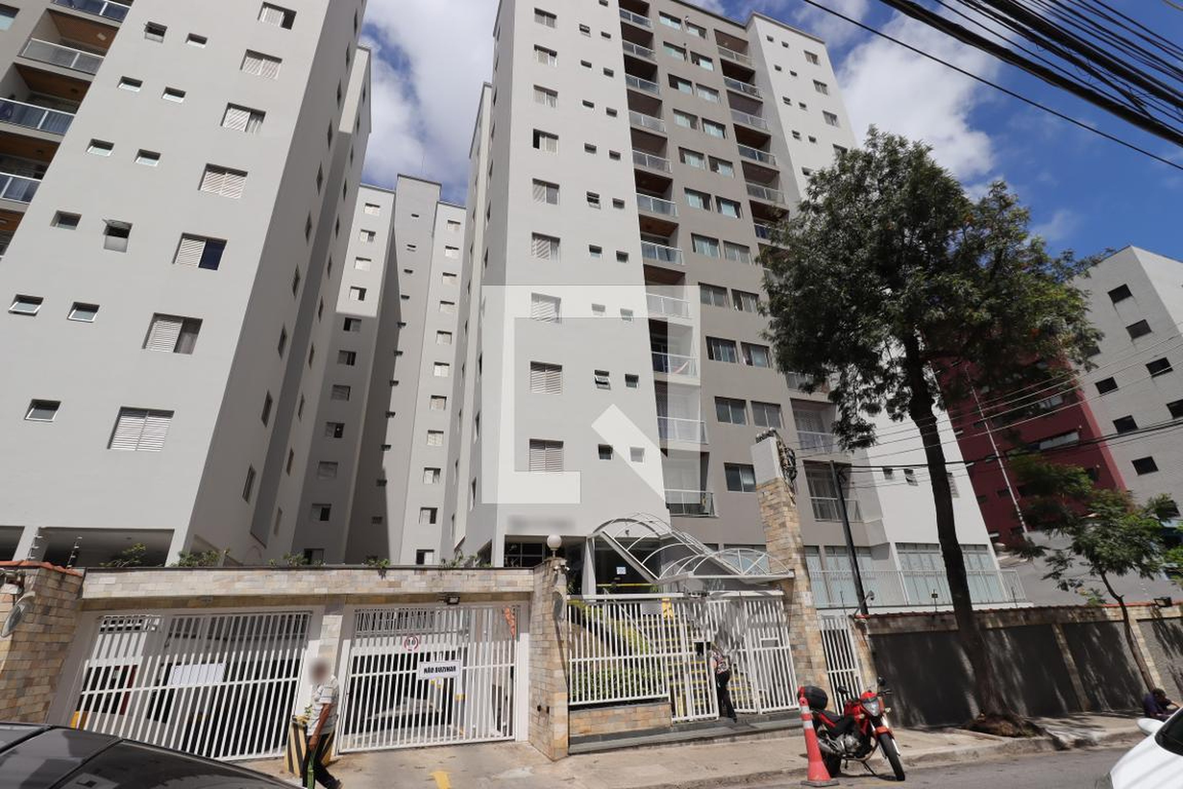 Fachada Condomínio Parque das Cerejeiras