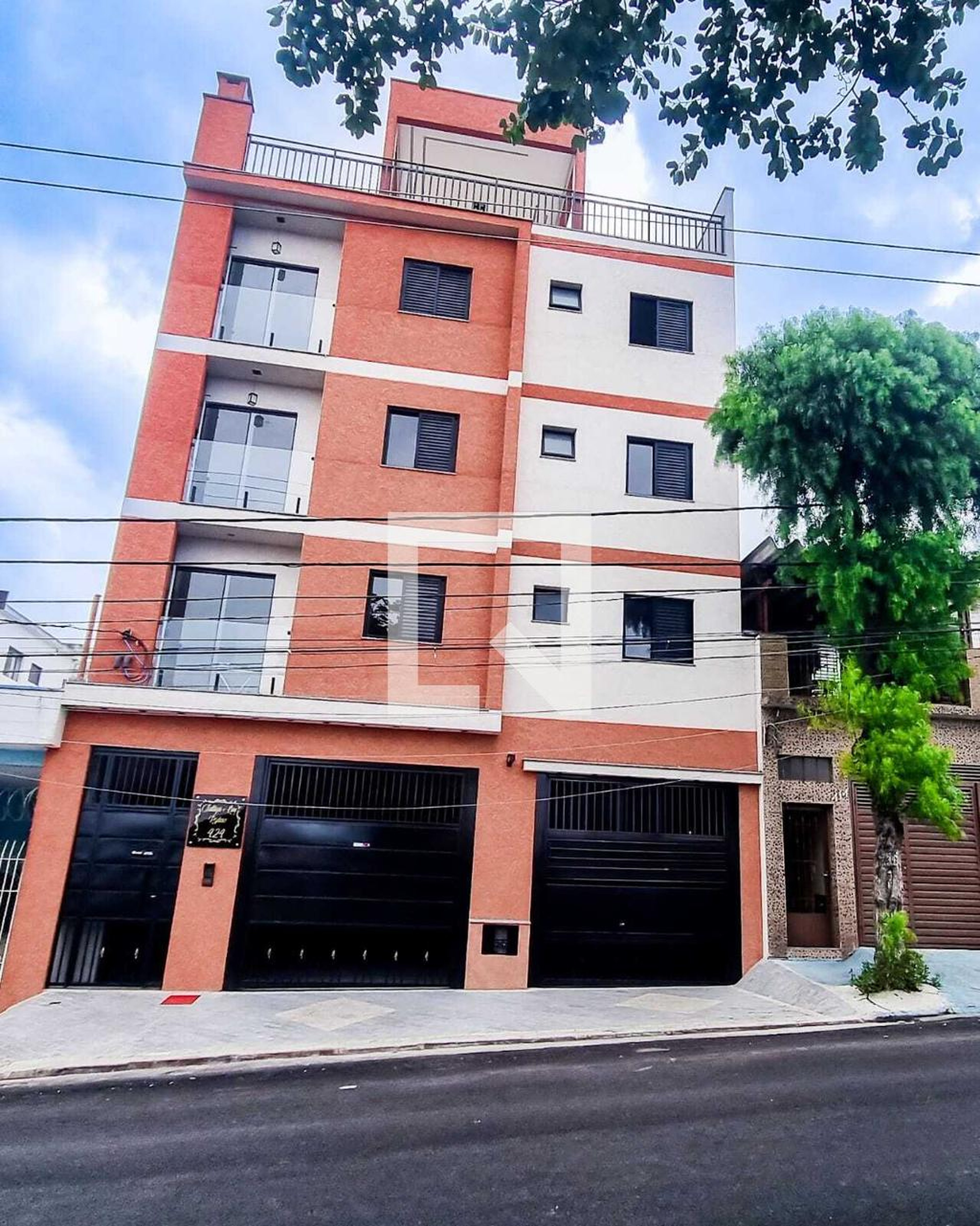 Fachada Condomínio em Rua Baltazar de Morais, 424