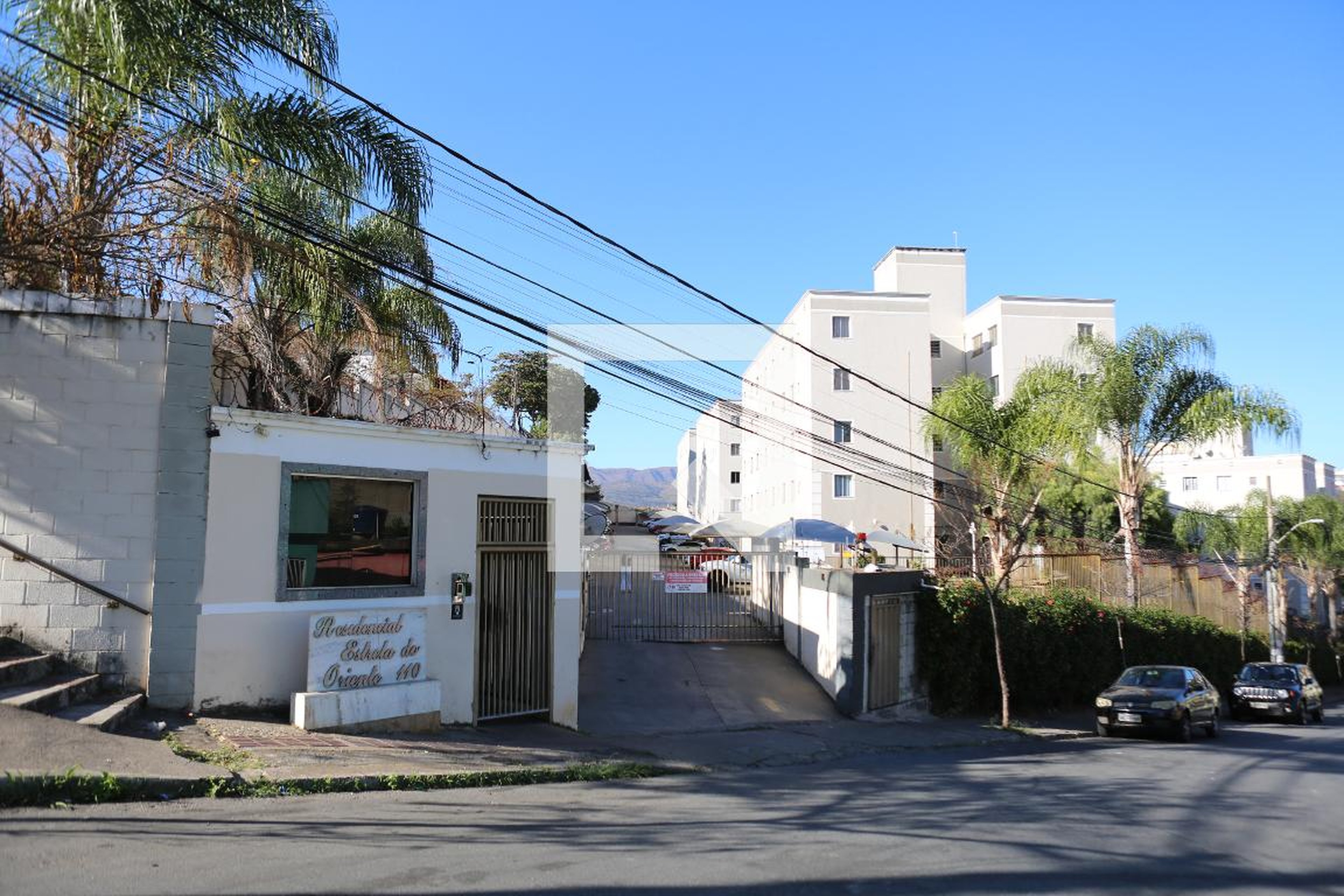 Fachada Condomínio em Rua Monte Carmelo, 110