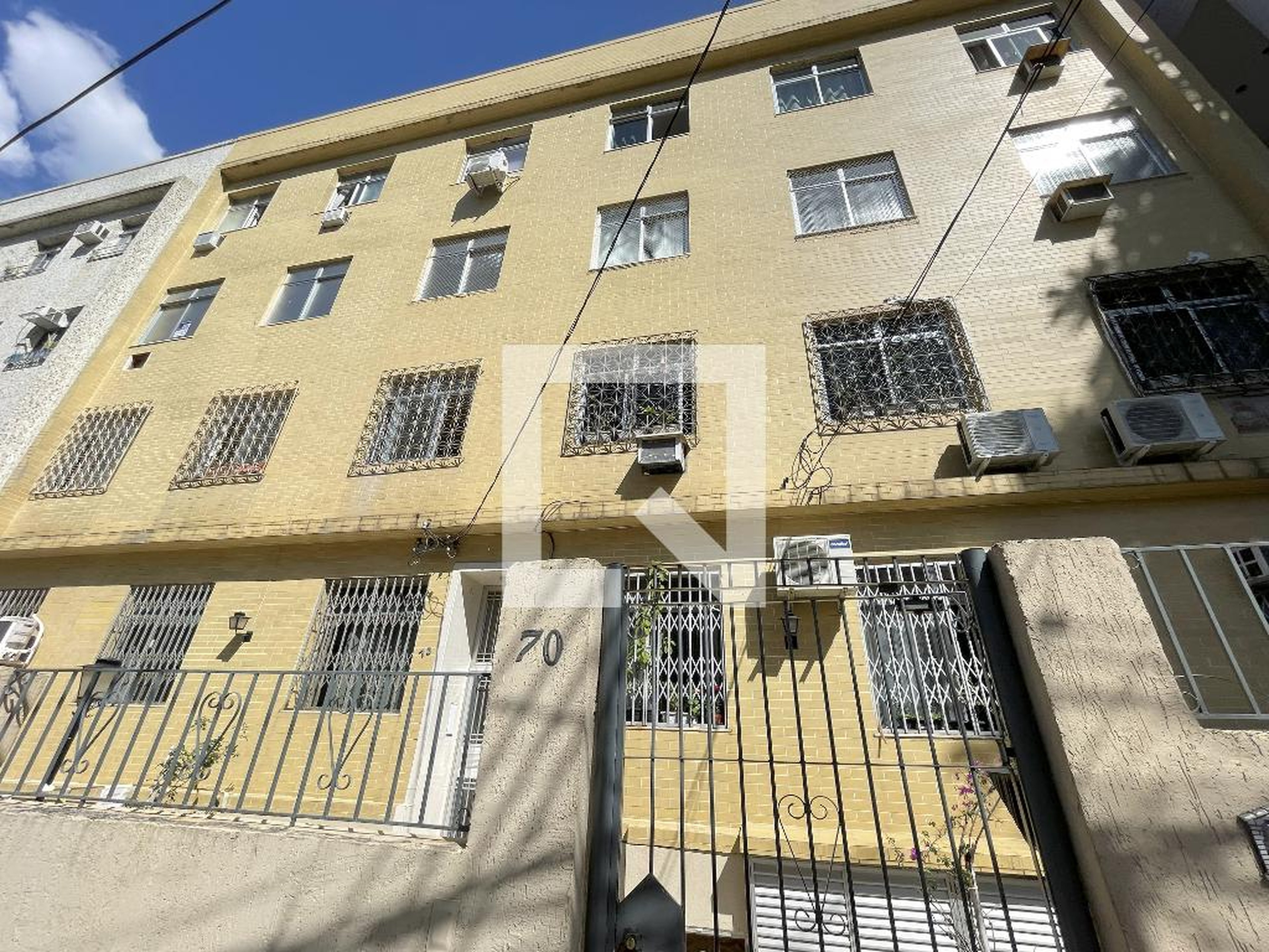 Fachada Condomínio em Rua Zamenhof, 70