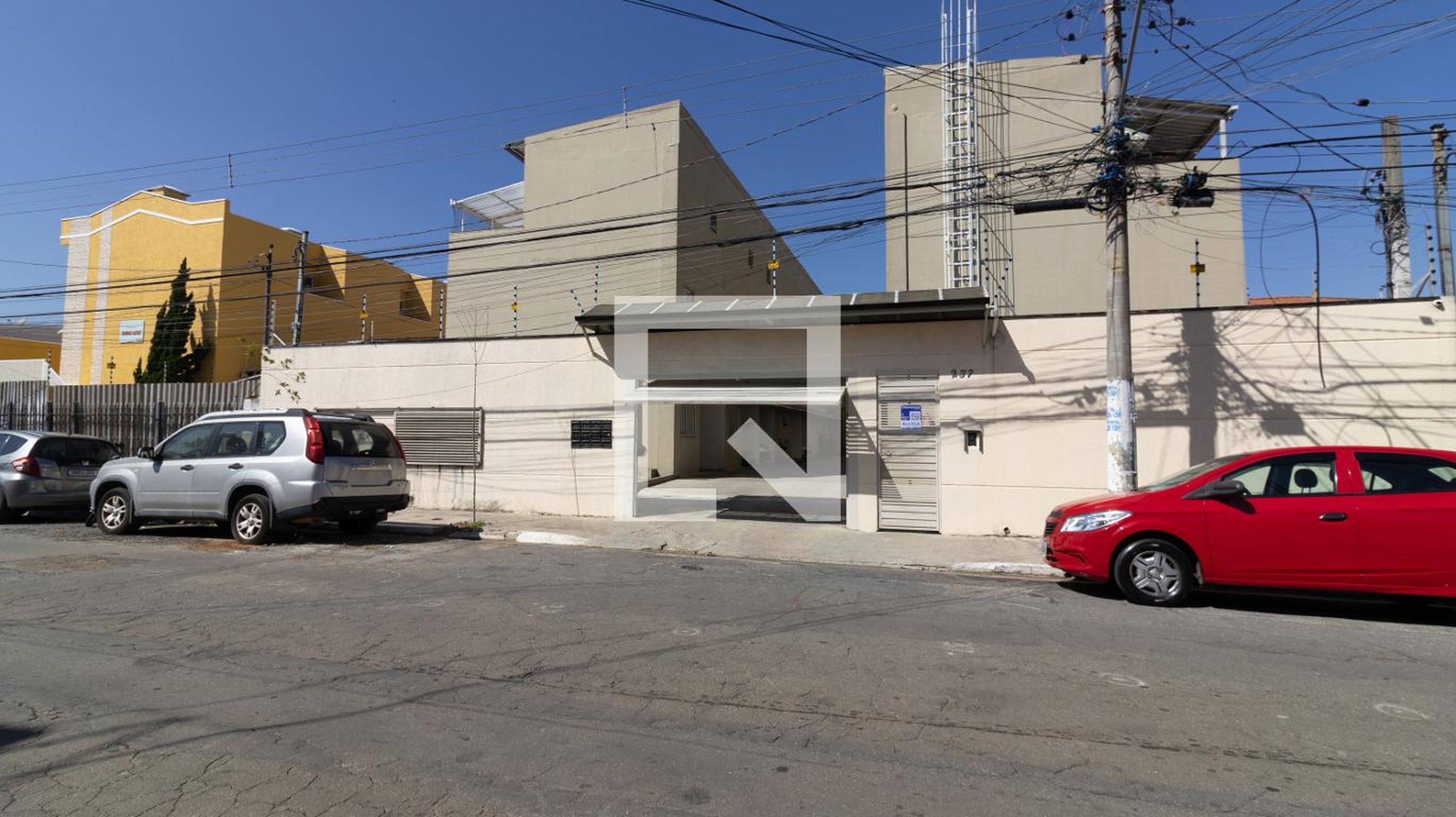 Fachada Condomínio em Rua Sabaudia, 237