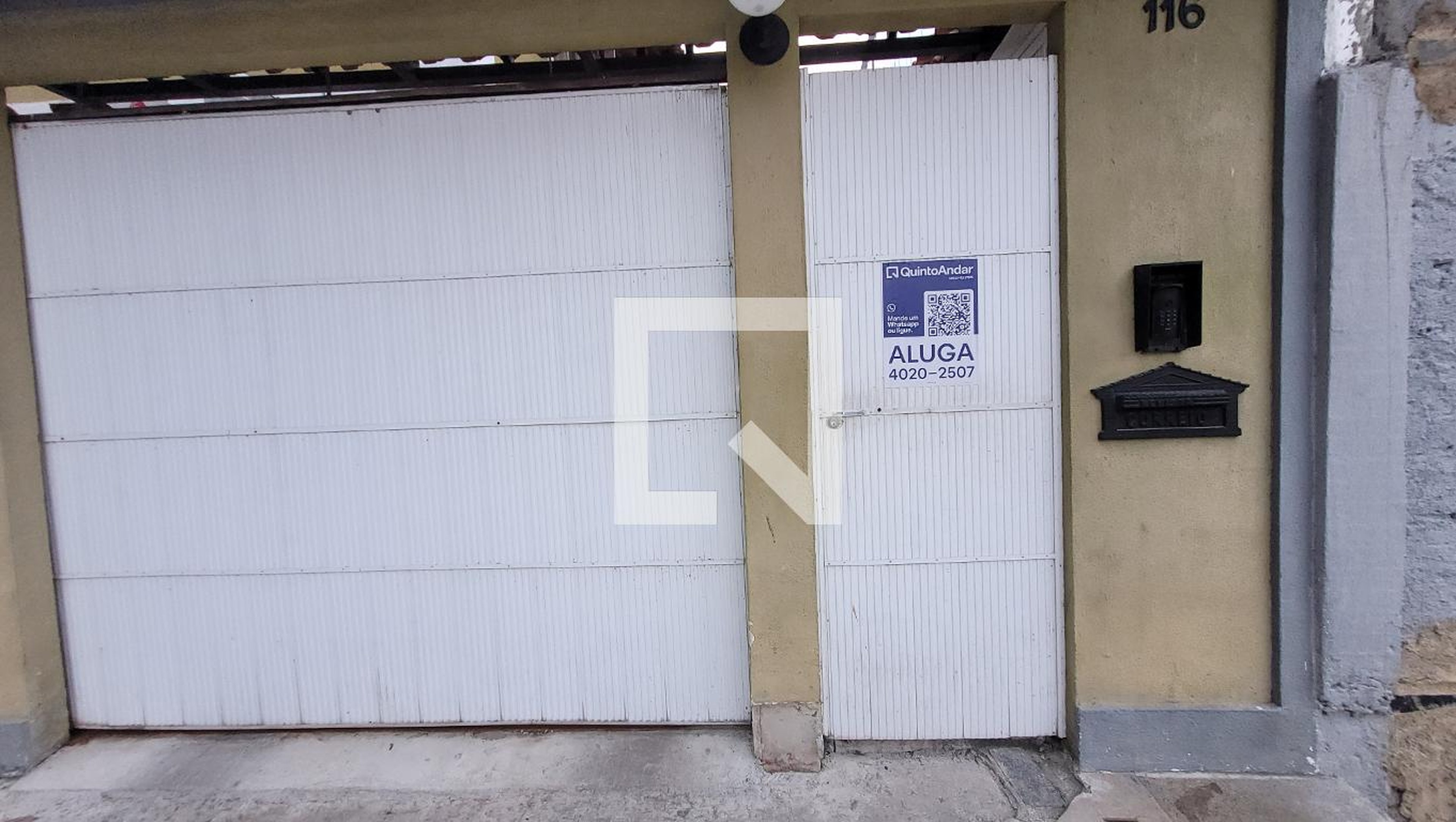 Fachada Condomínio em Rua Carmo do Cajuru, 116