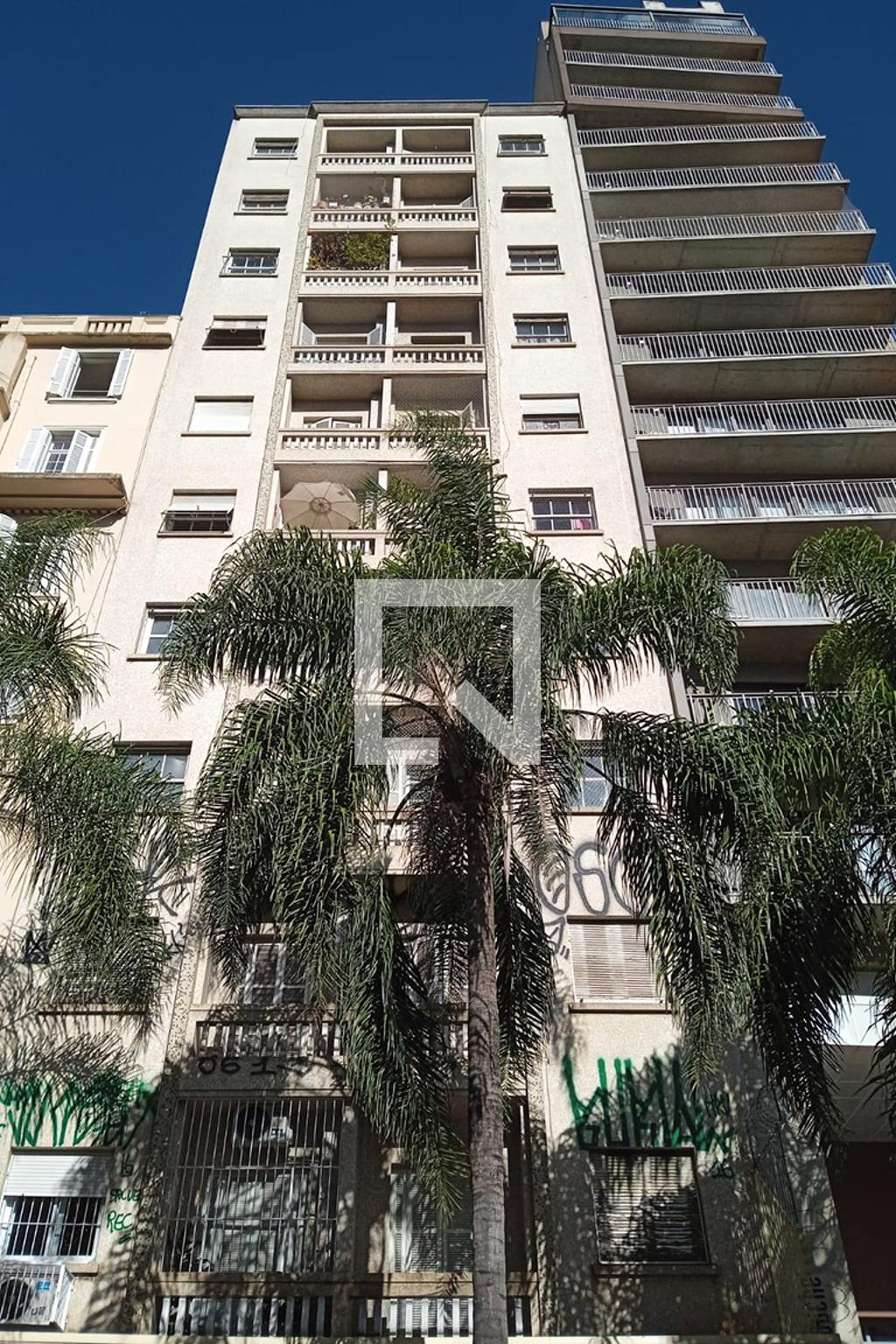 Fachada Edifício M. Costa