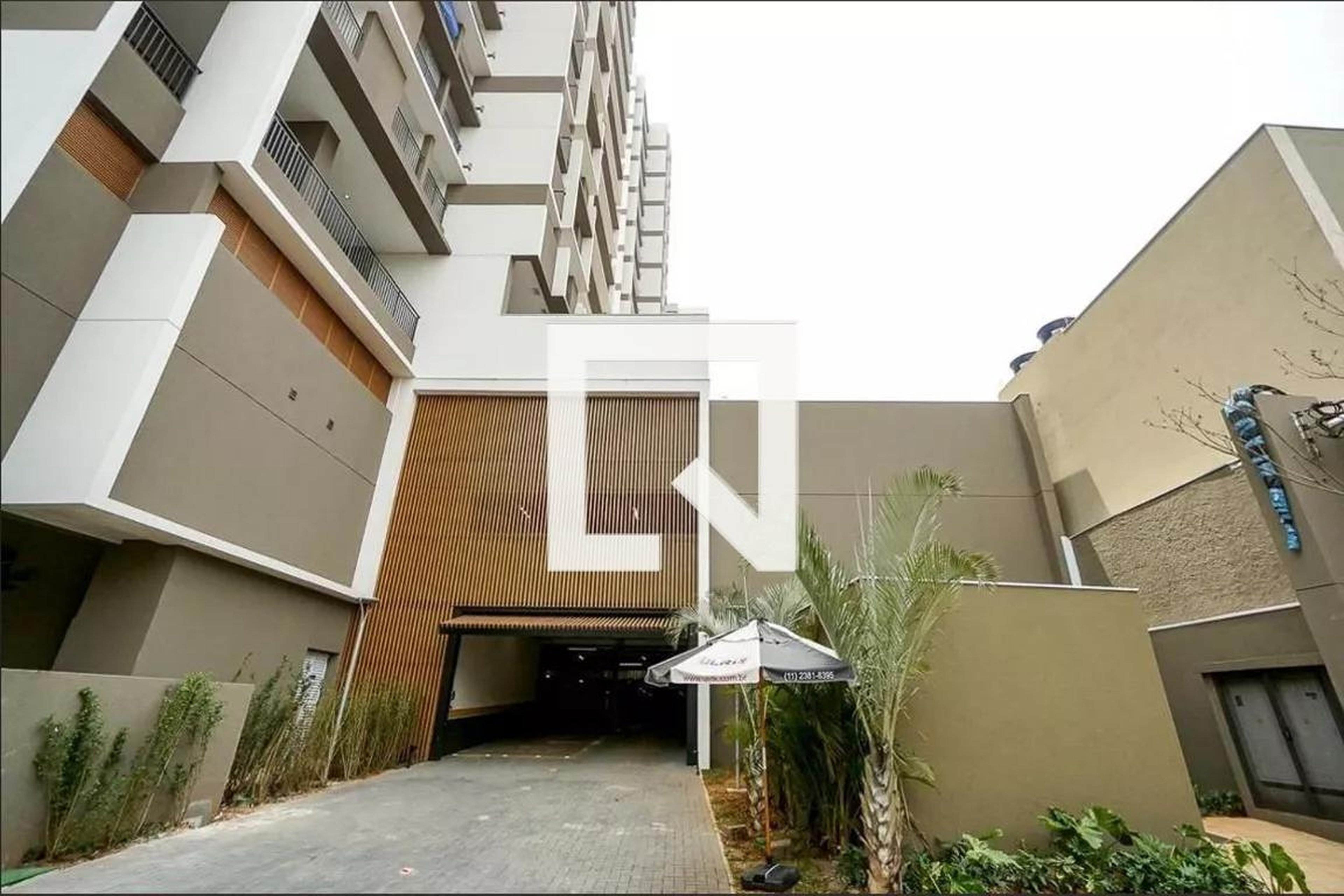 Fachada Condomínio em Rua Sousa Breves, 93