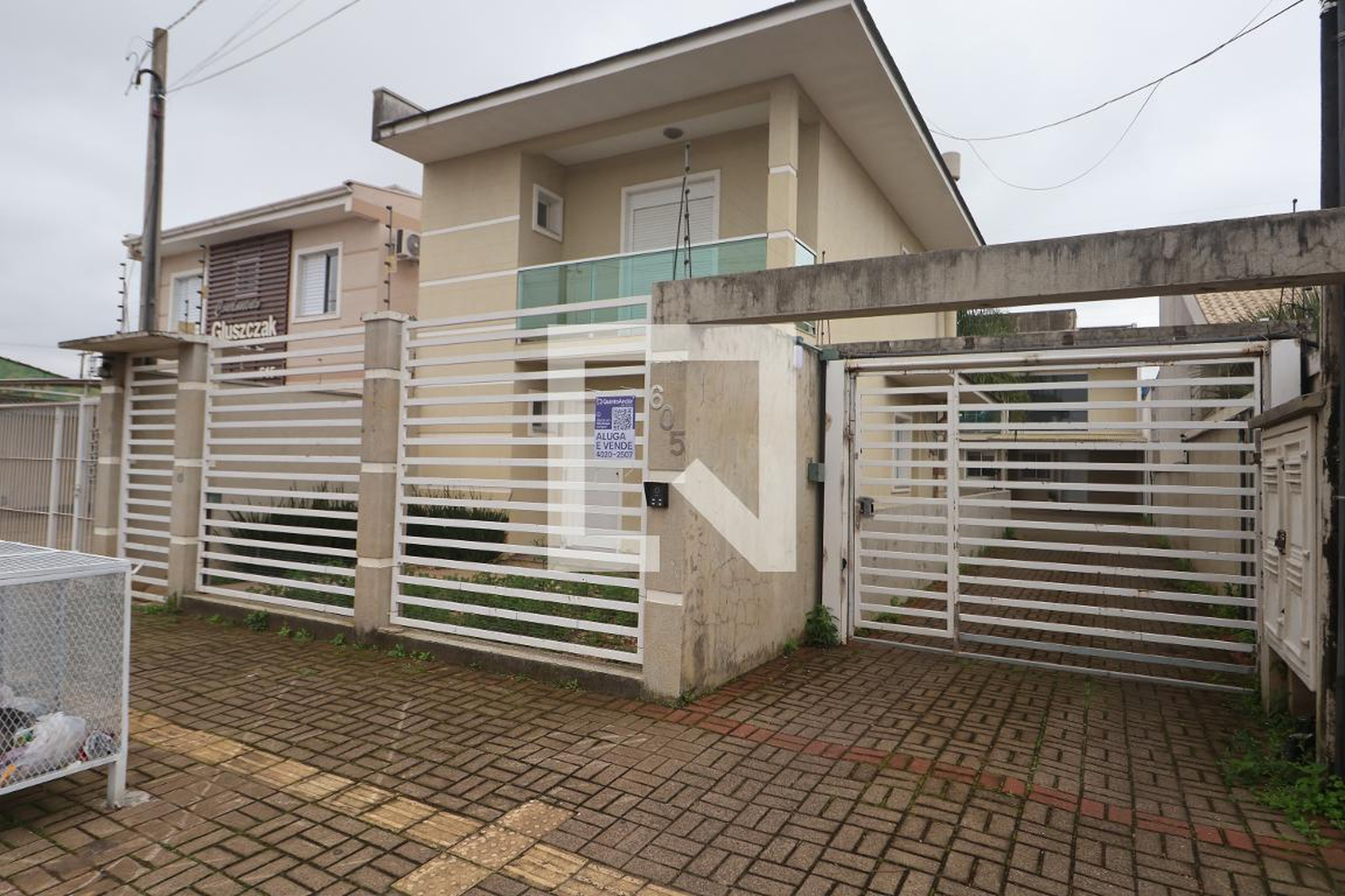 Fachada Residencial Tres Palmeiras