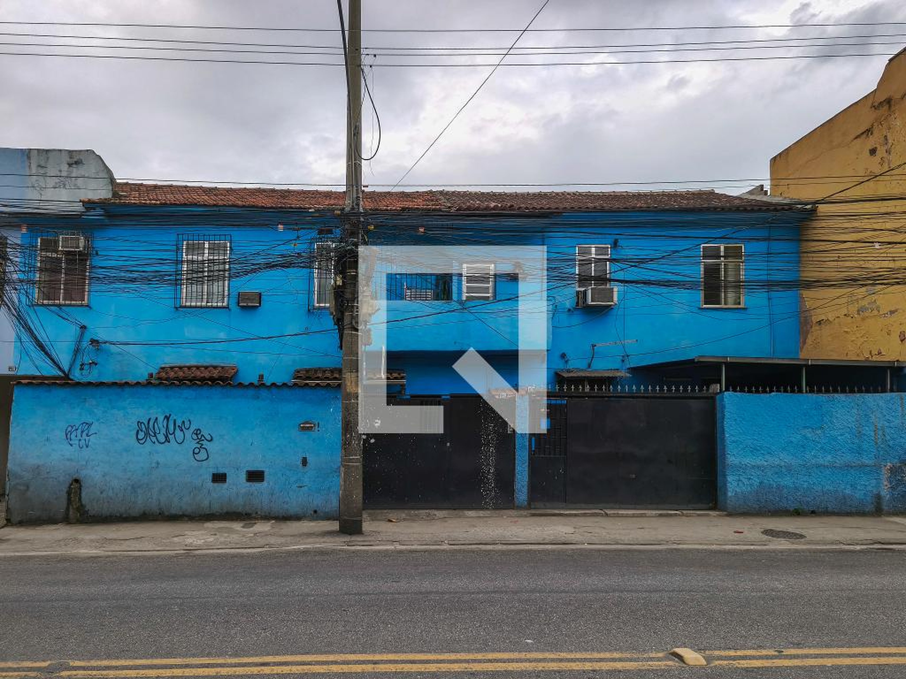 Fachada do Prédio Condomínio em Rua Barão do Bom Retiro, 1359