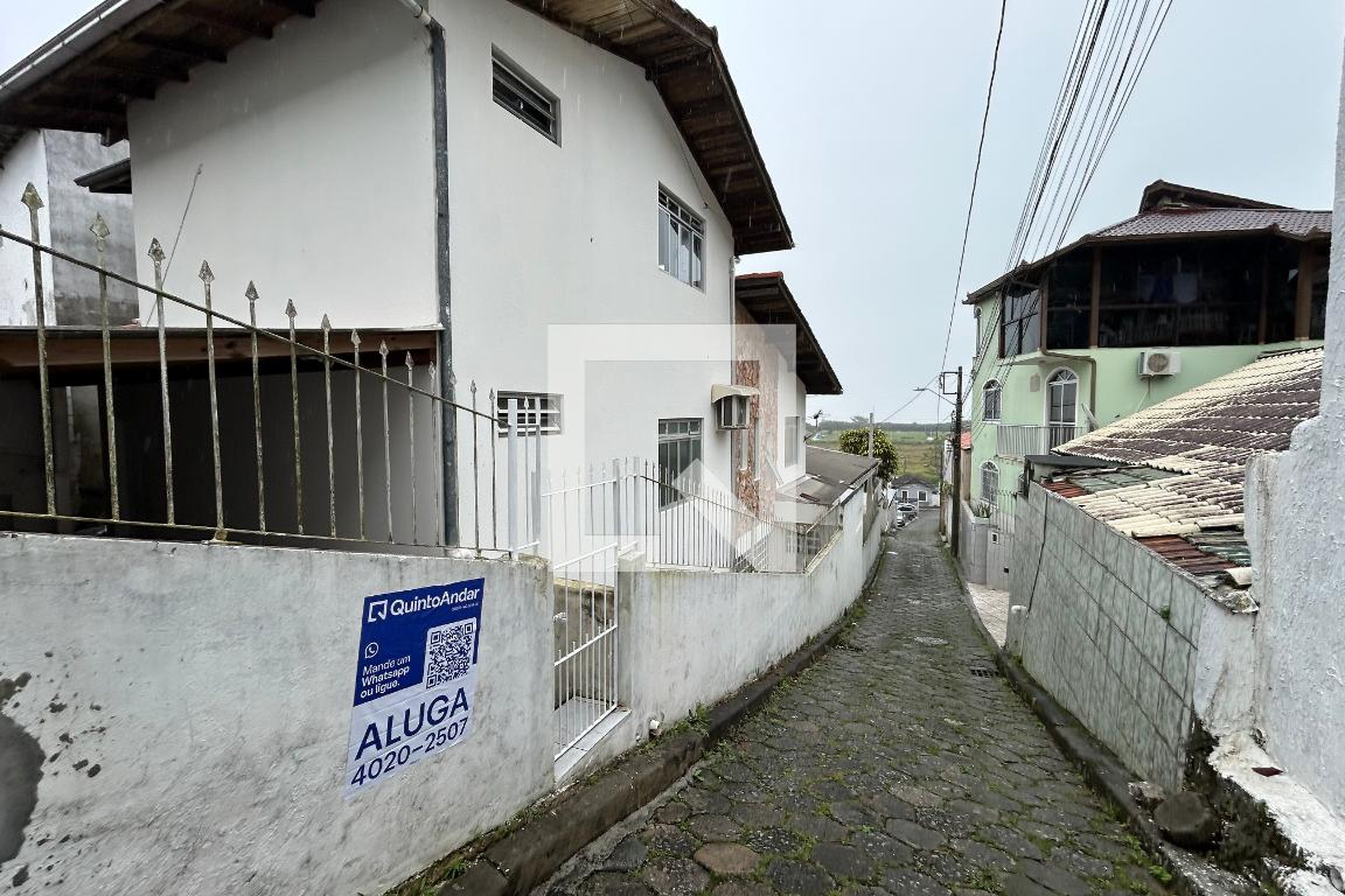 Fachada Condomínio em Rua Delminda da Cunha, 68