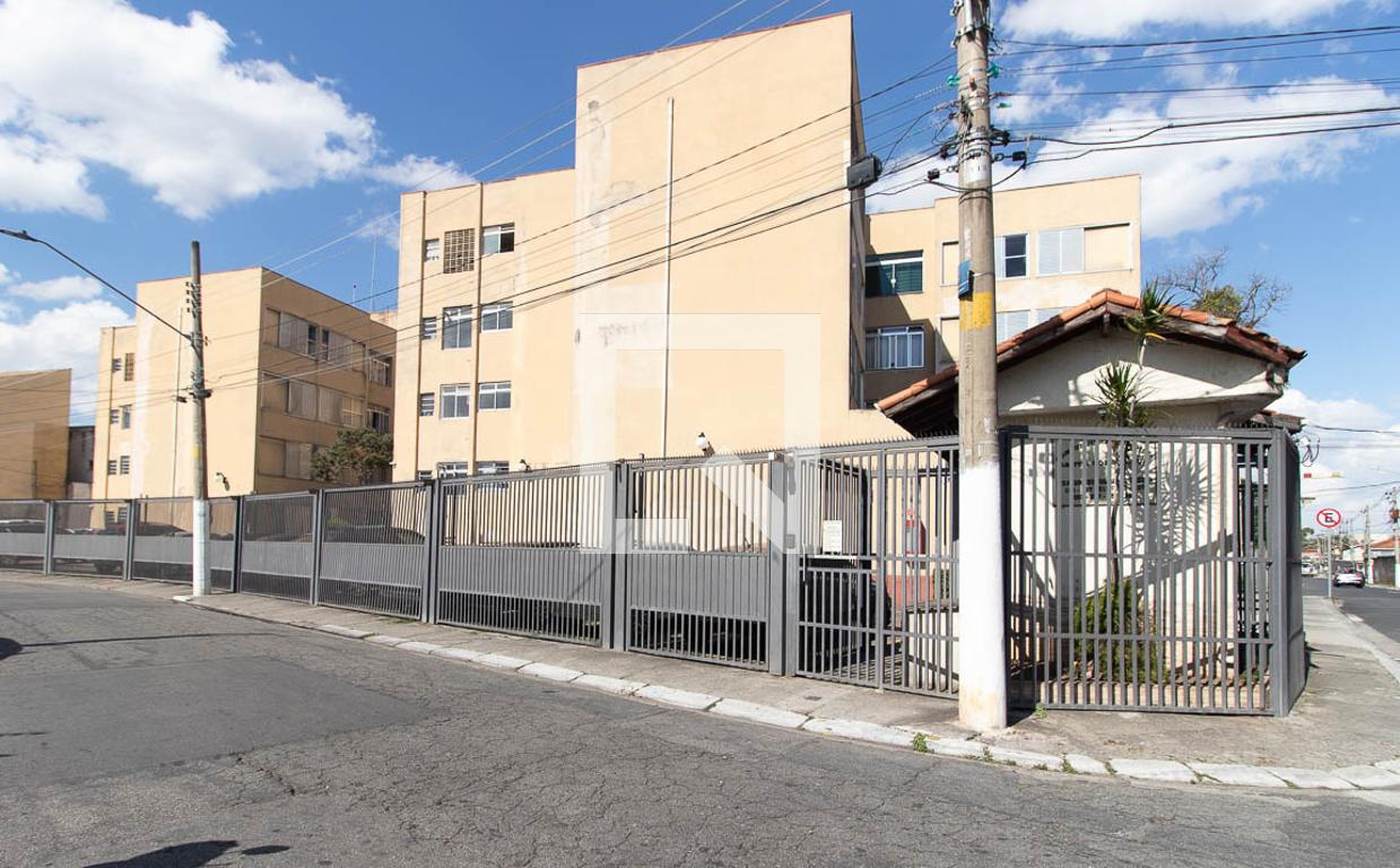 Fachada Residencial Santa Constânça