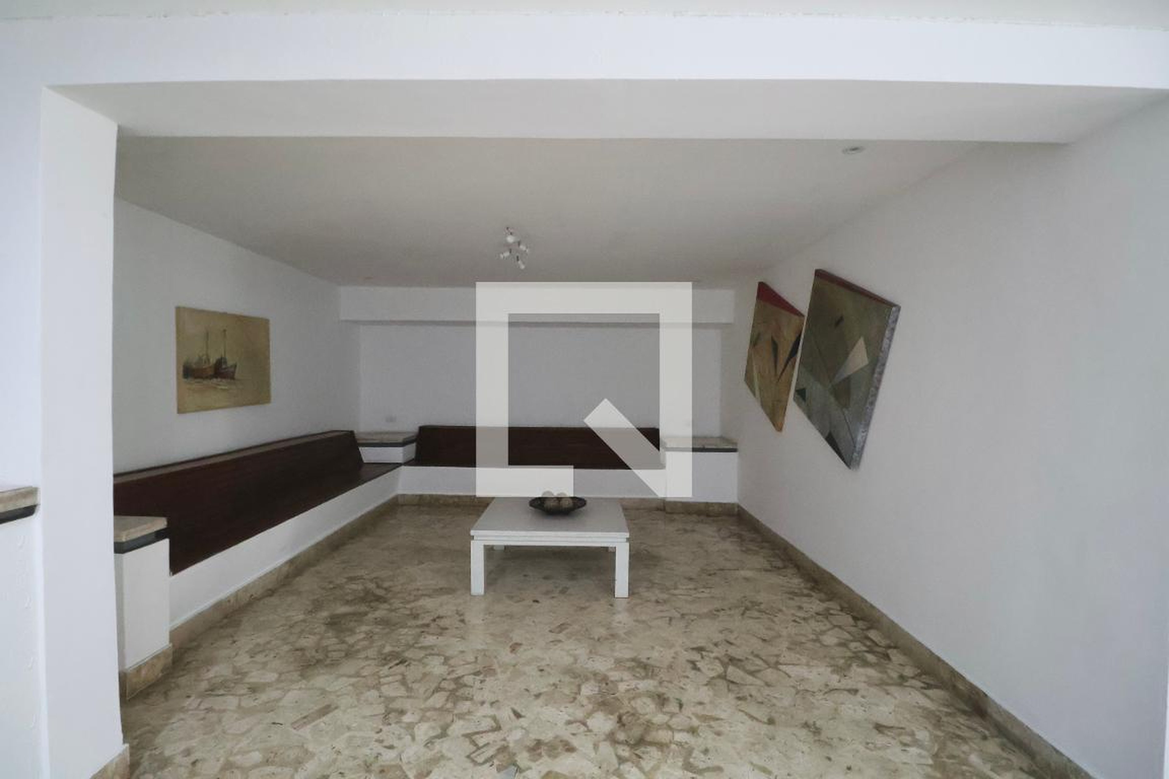 Hall de entrada - Viarregio