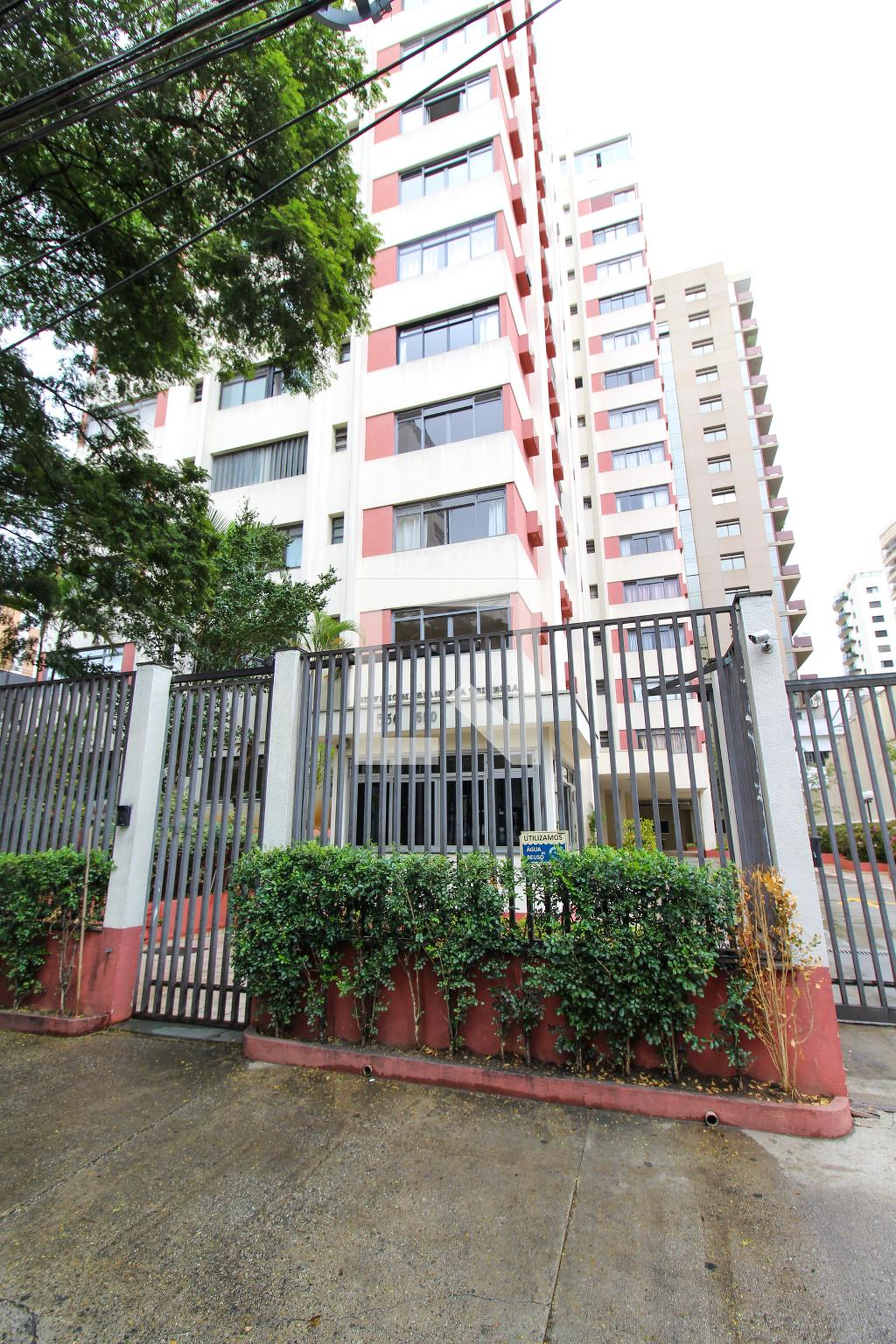 Fachada Edifício Mariangela Teixeira