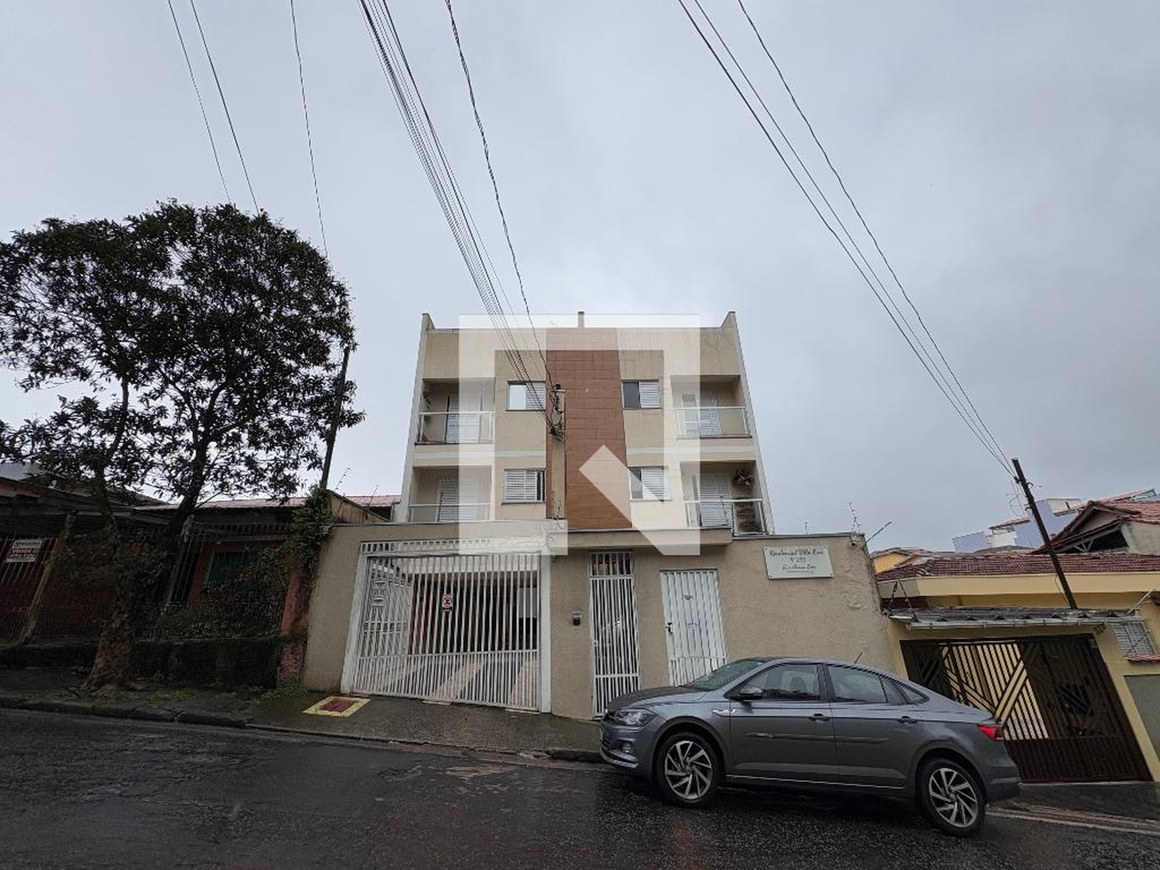 Fachada Condomínio em Rua Álvaro Lins, 290