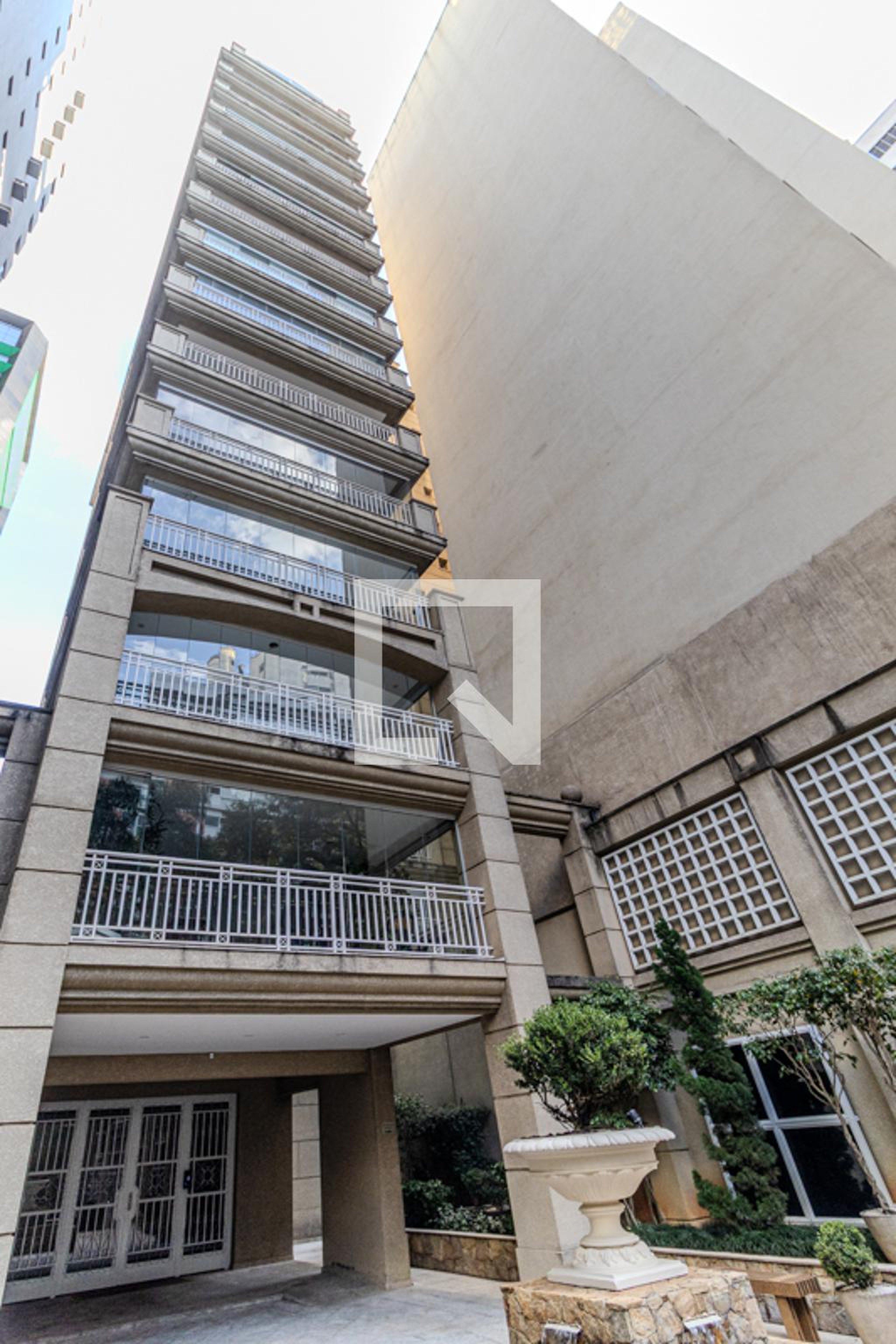 Fachada Condomínio Quinta da Baronesa