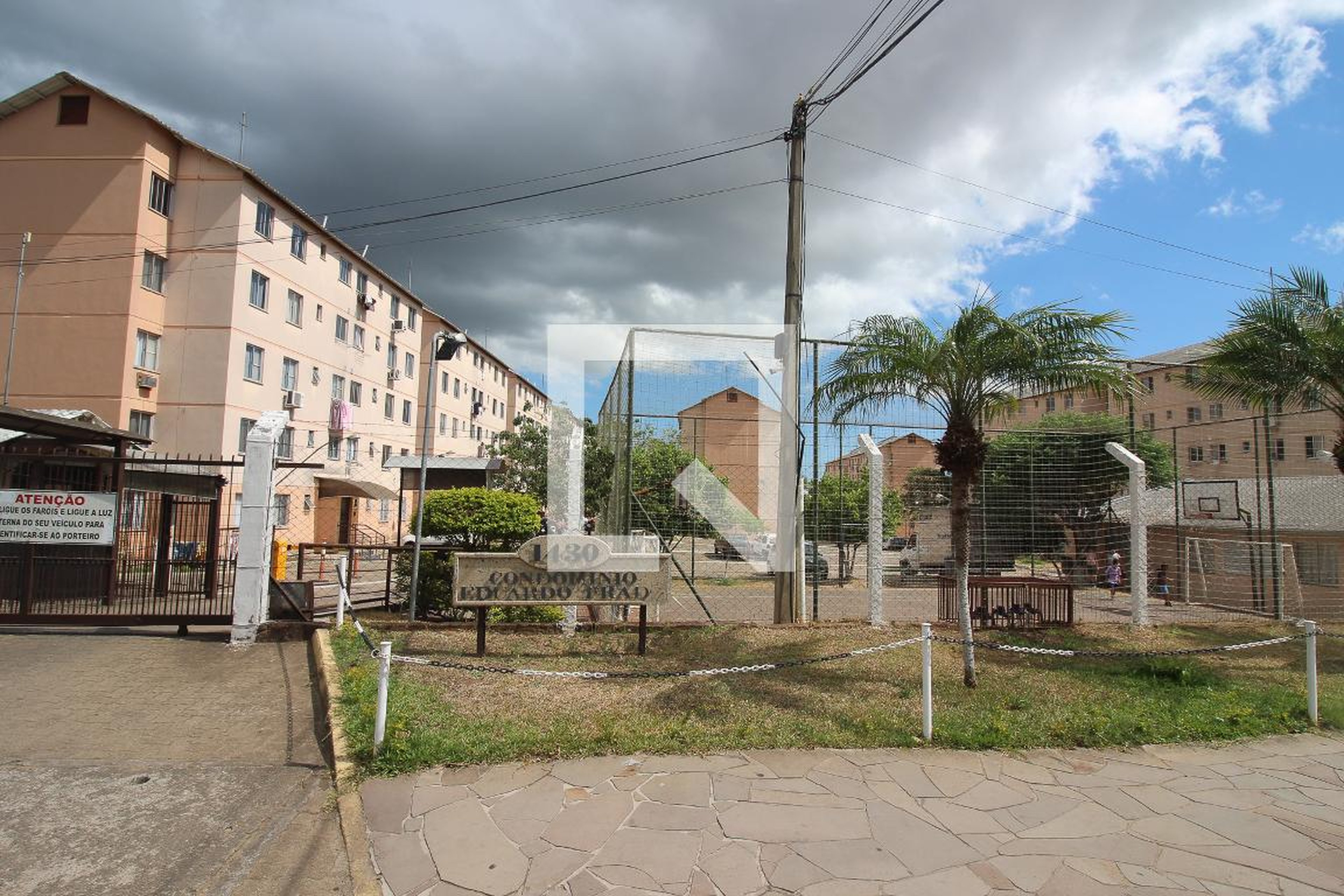 Fachada do condomínio Condomínio Eduardo Prado