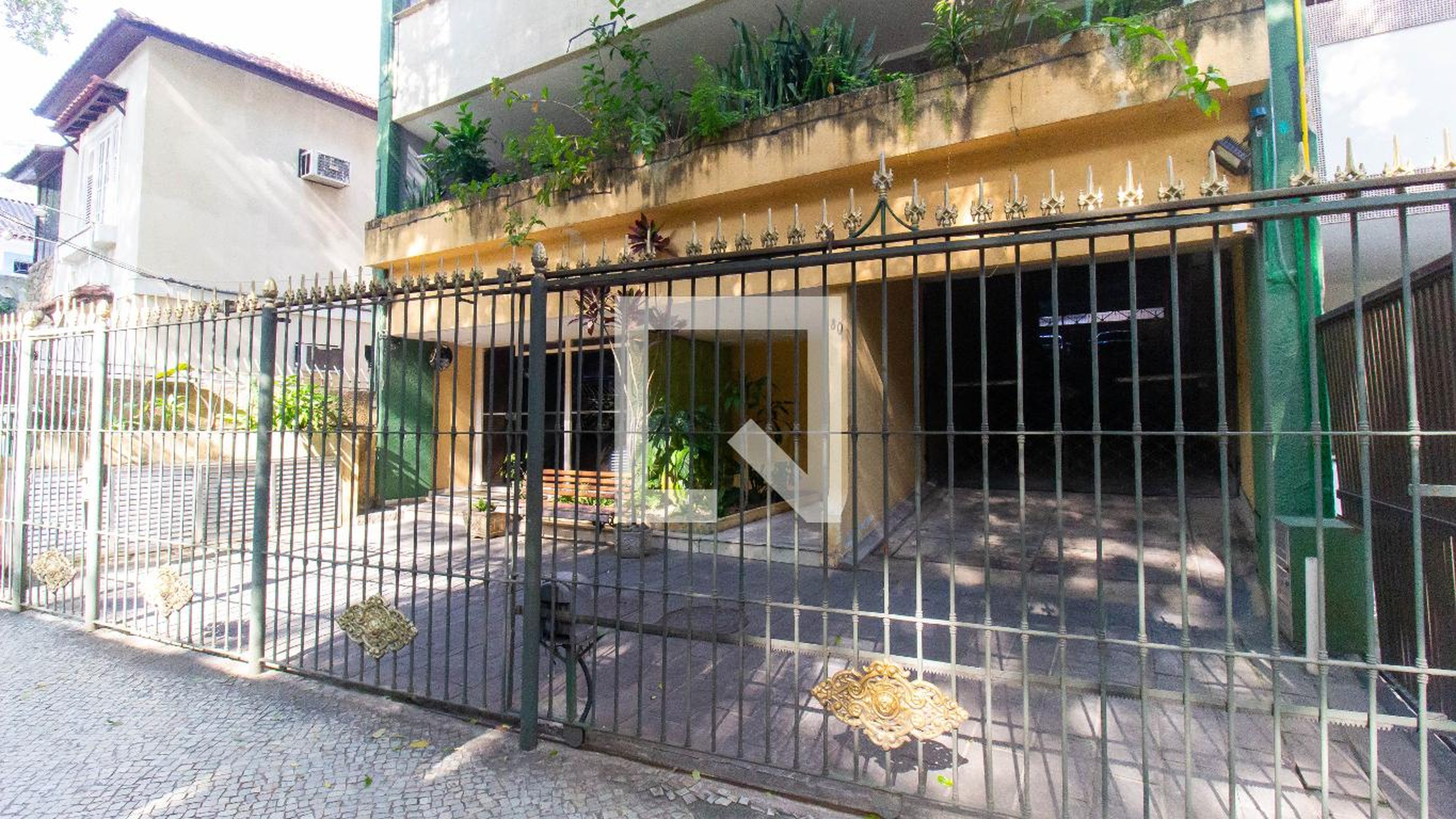 Fachada Condomínio Barbarela