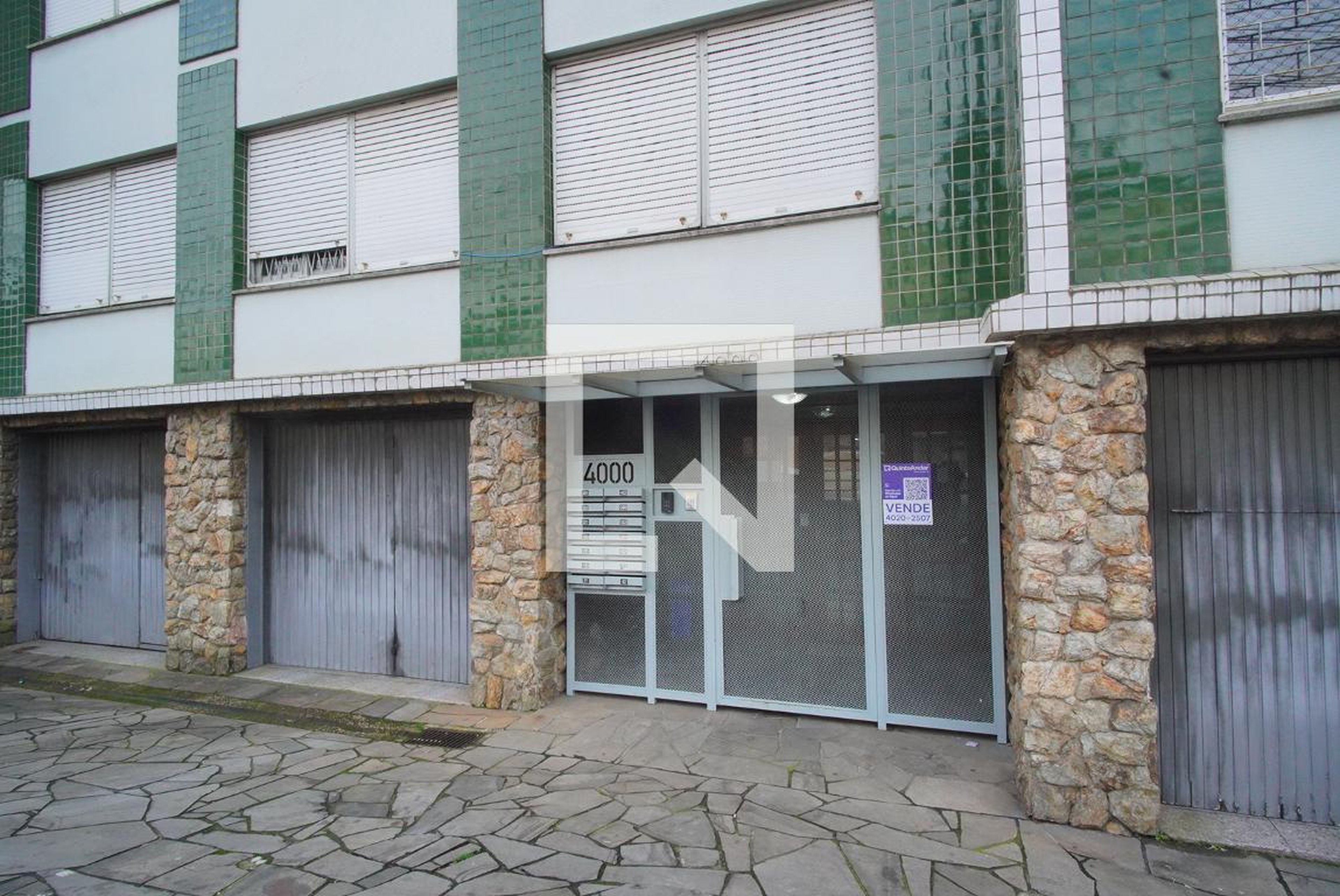 Fachada Condomínio em Avenida Protásio Alves, 4000