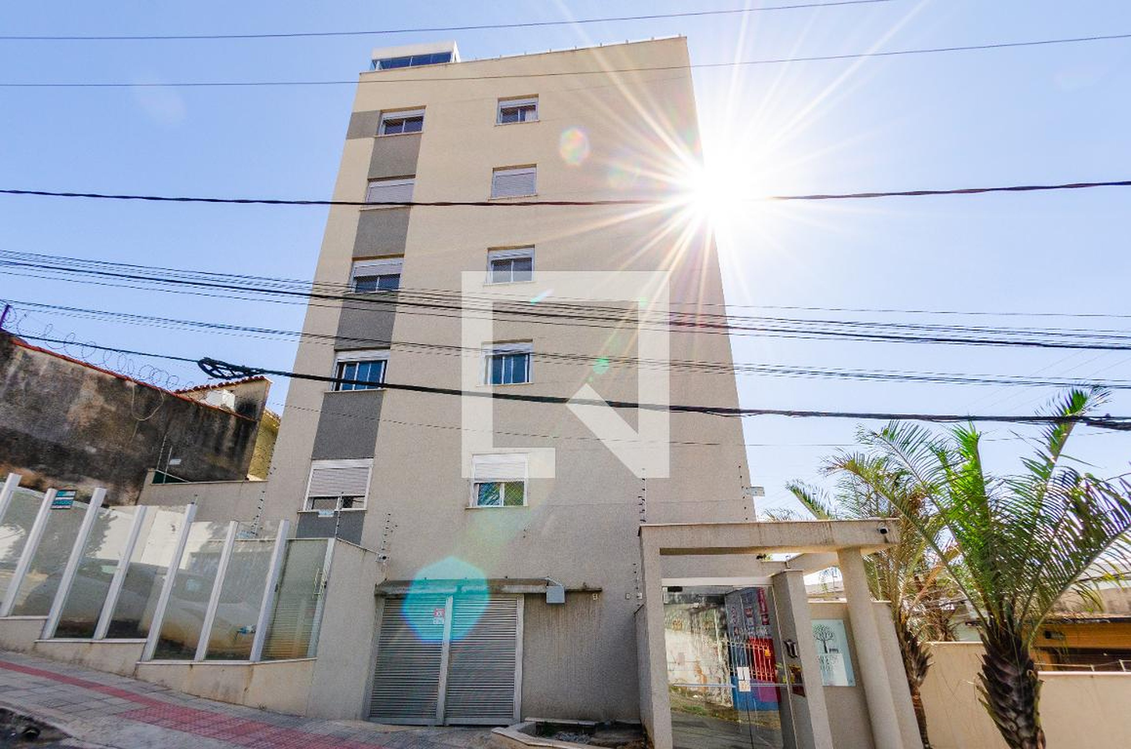 Fachada Condomínio Ed West Village