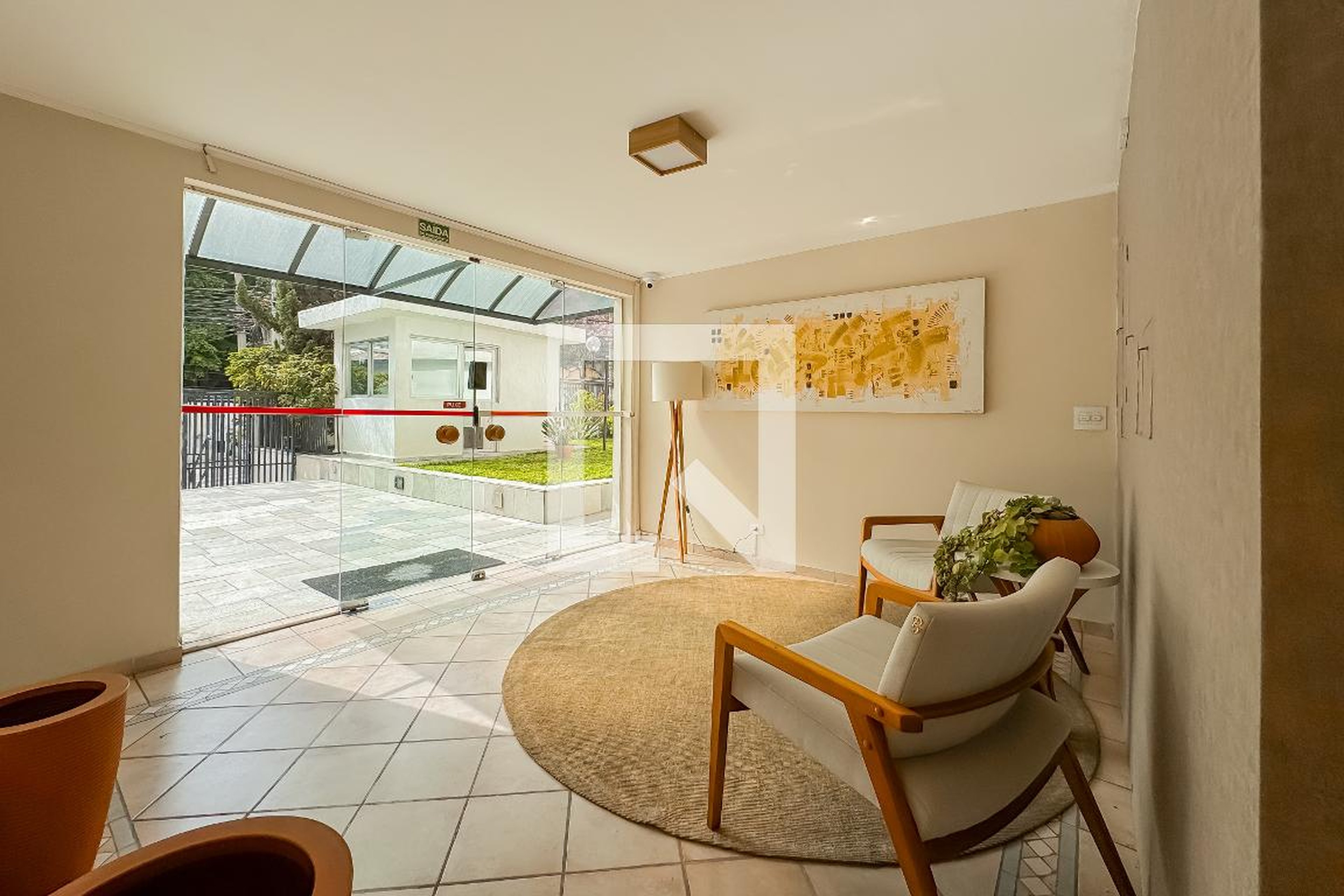 Hall social - Maison de Lavandou