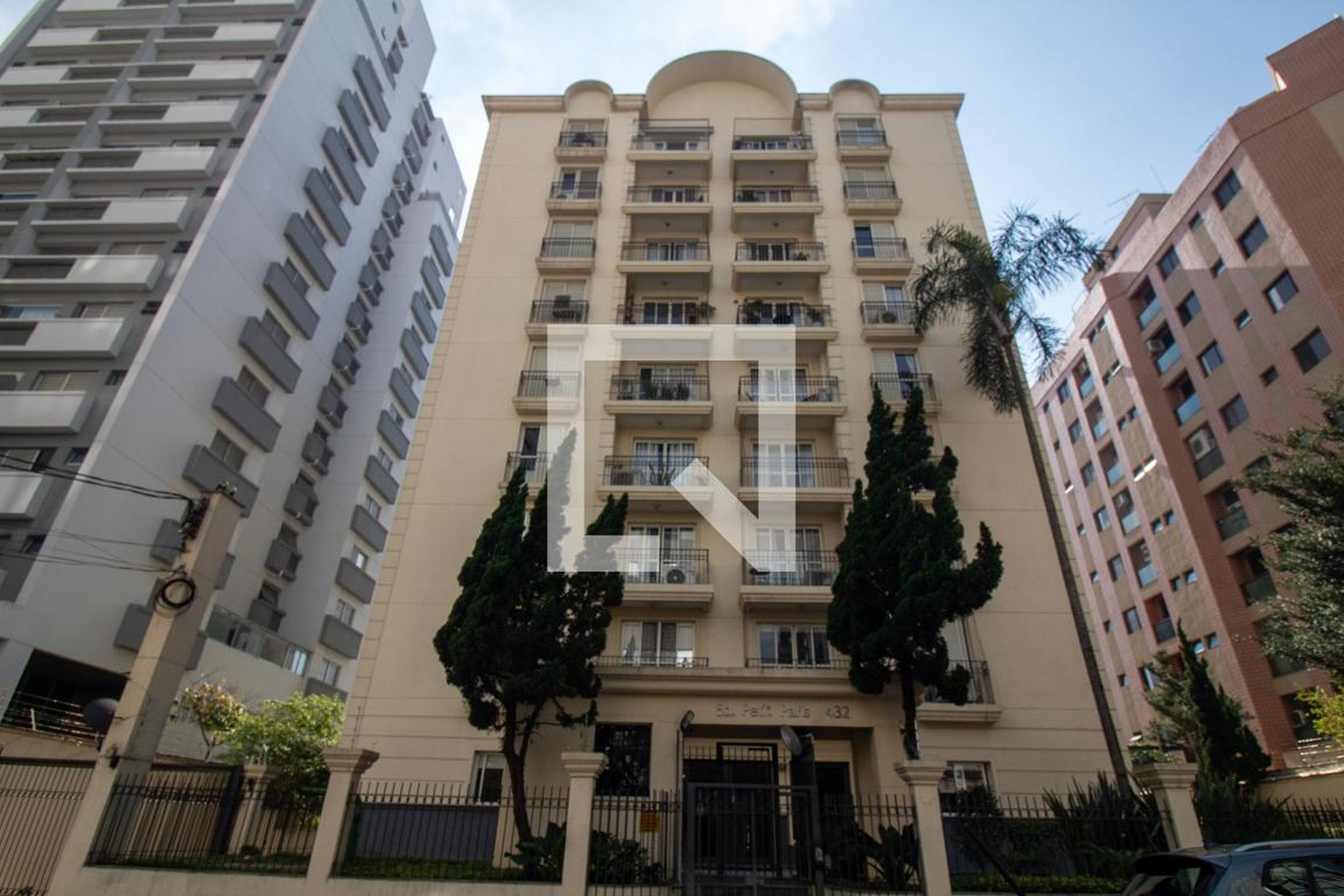 Fachada do Prédio Edifício Petit Paris