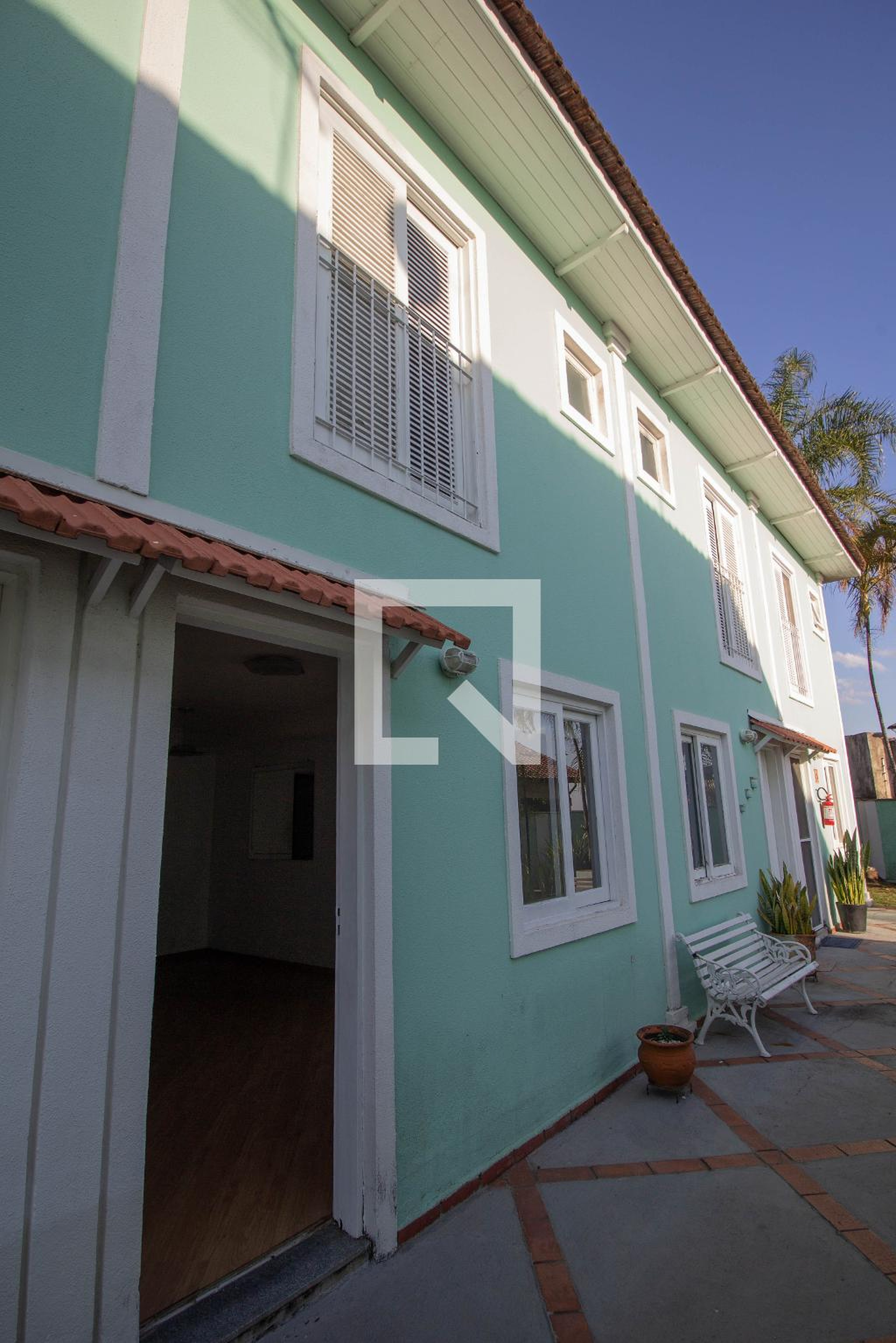 Fachada Condomínio em Rua Ribeirão Vermelho, 537