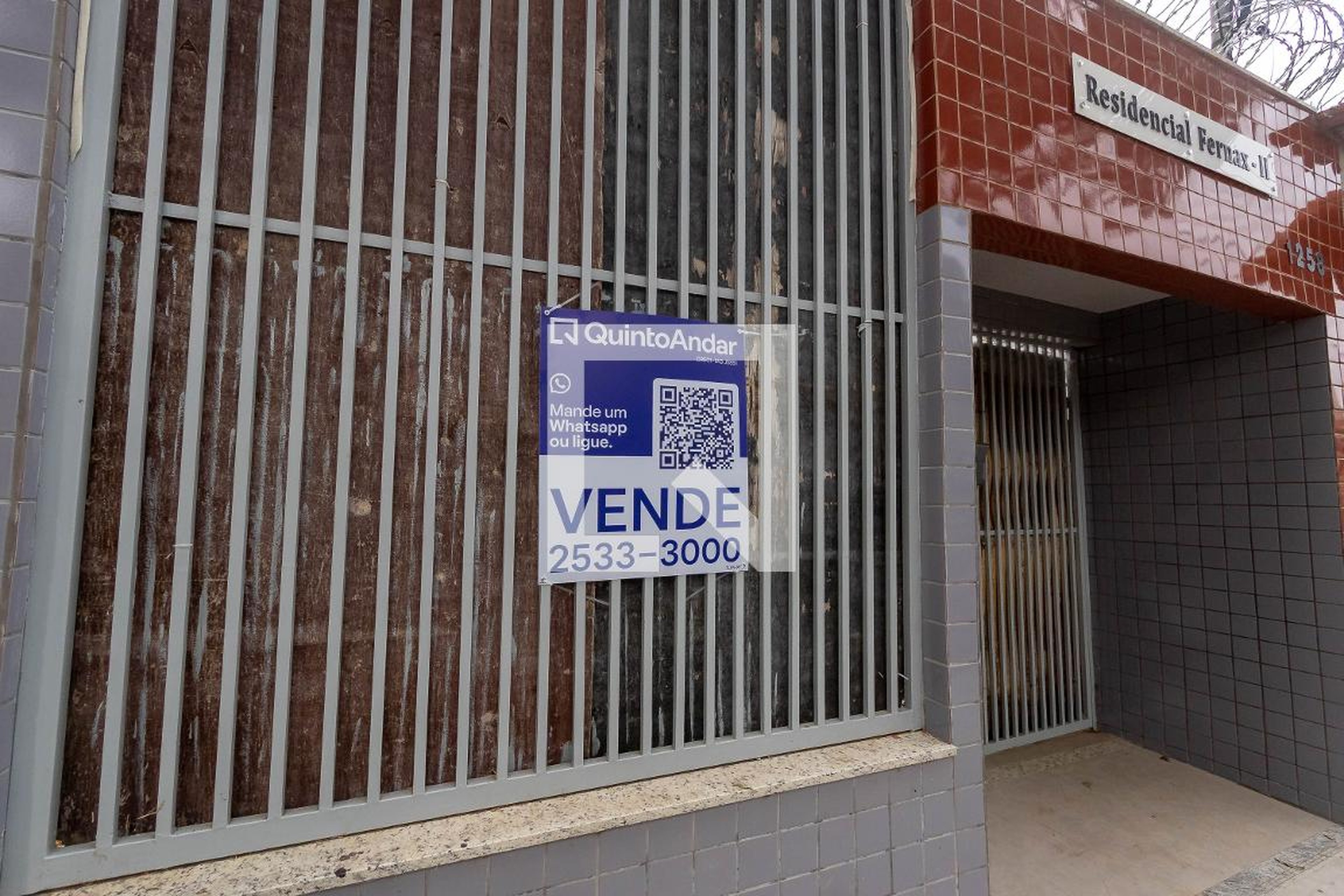 Fachada Condomínio em Rua Ministro Oliveira Salazar, 1358