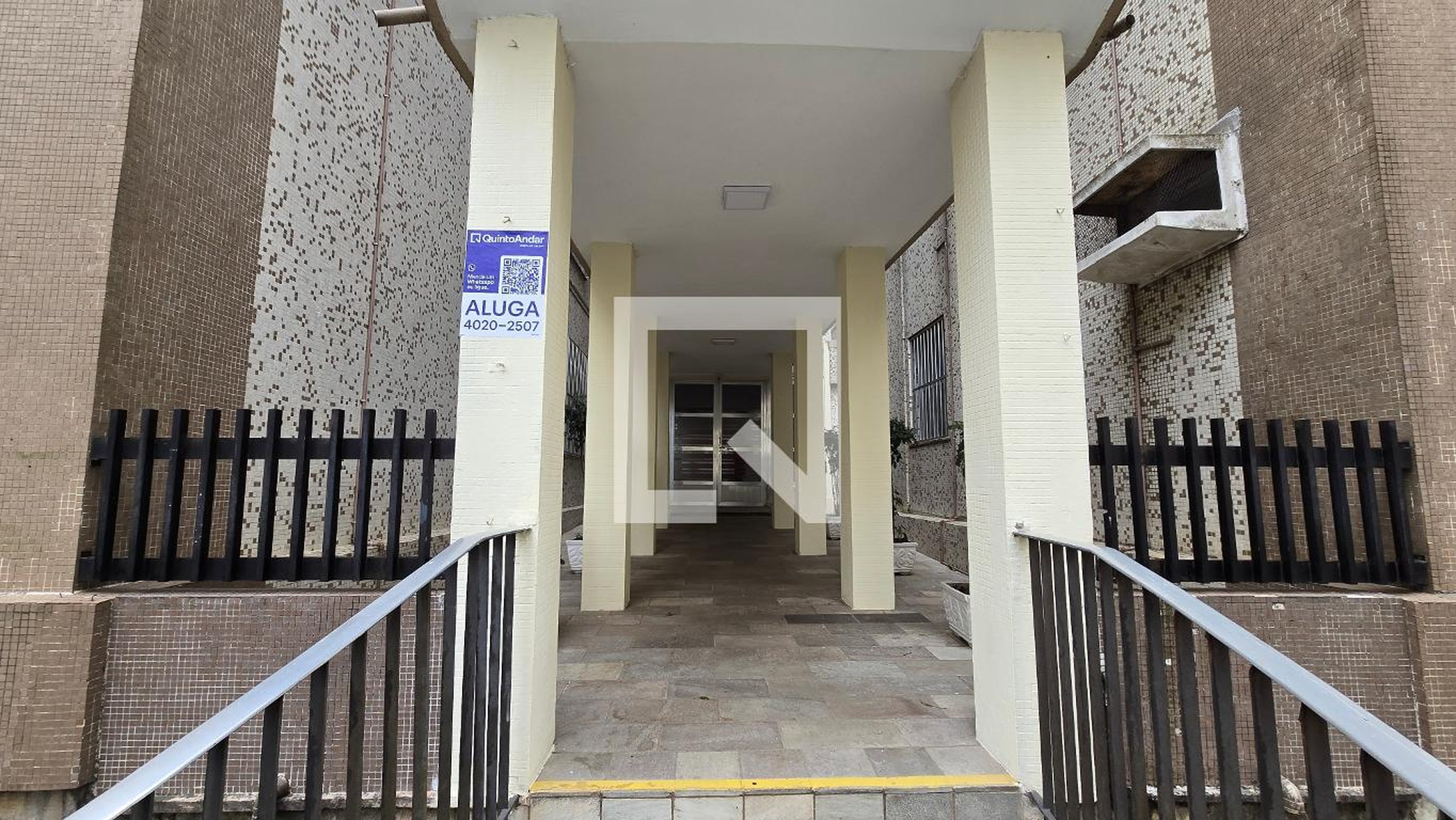 Fachada Condomínio Planeta