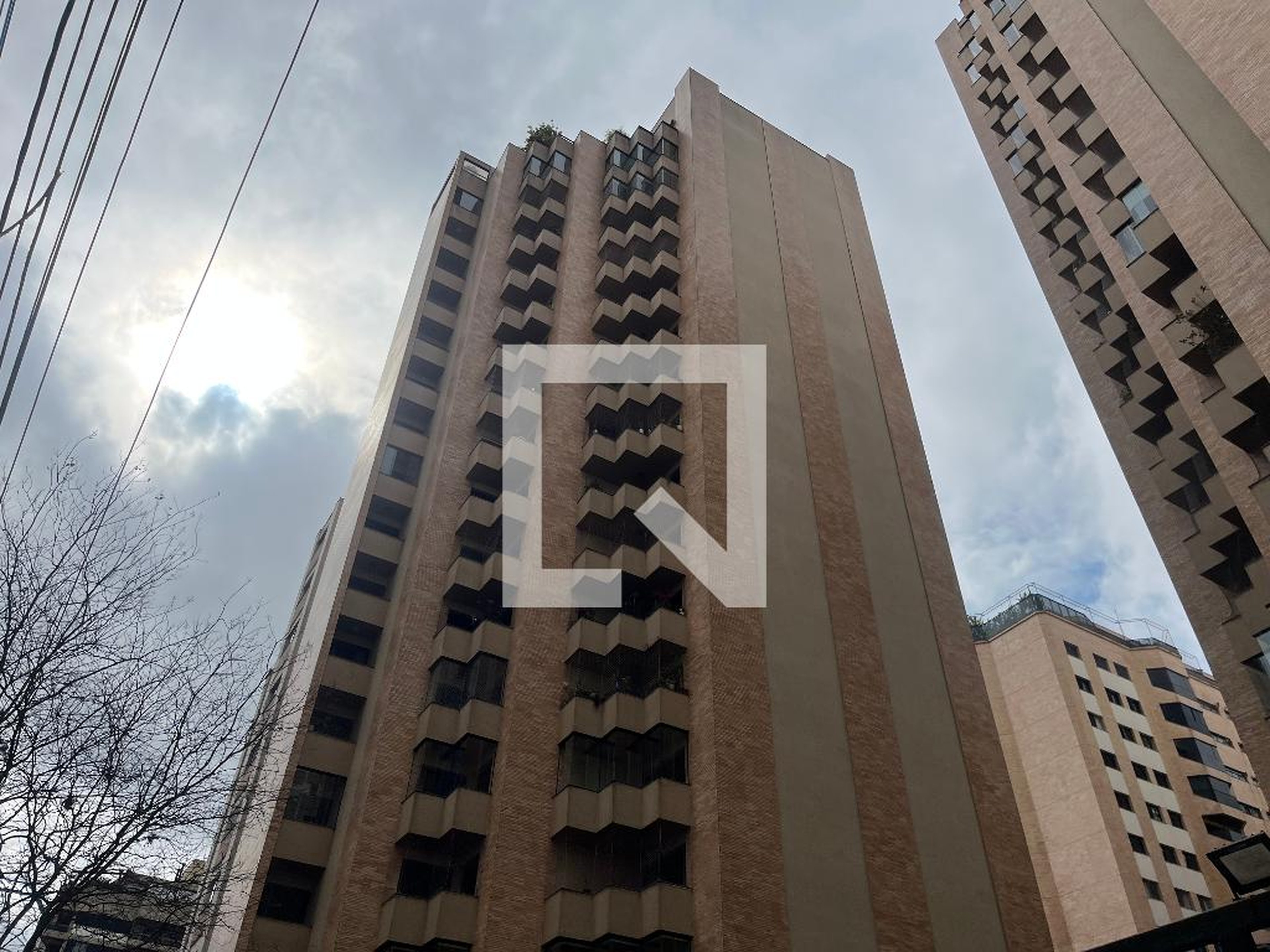 Fachada do Prédio Condomínio Camburi Juquehy