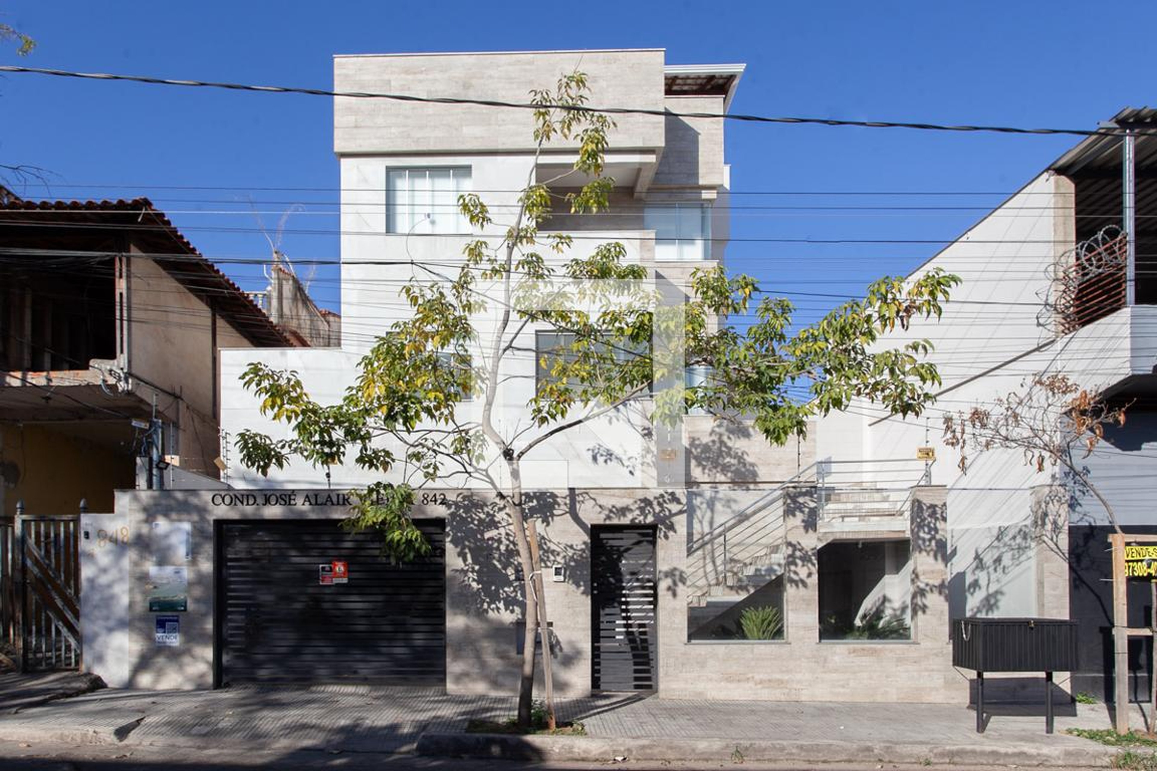 Fachada Condomínio em Rua dos Bororós, 842