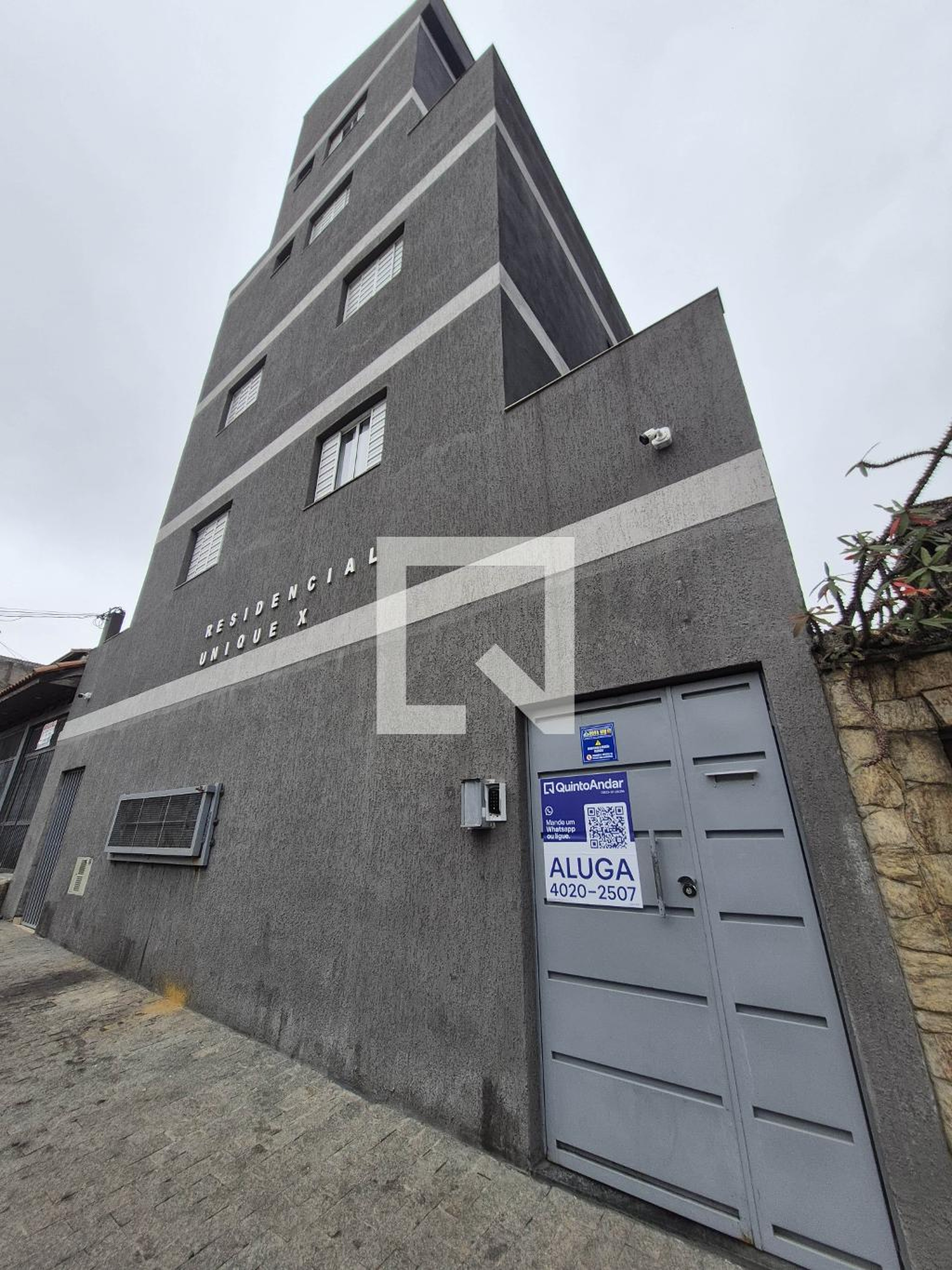 Fachada Condomínio em Rua Engenheiro Romeu Belluomini, 114