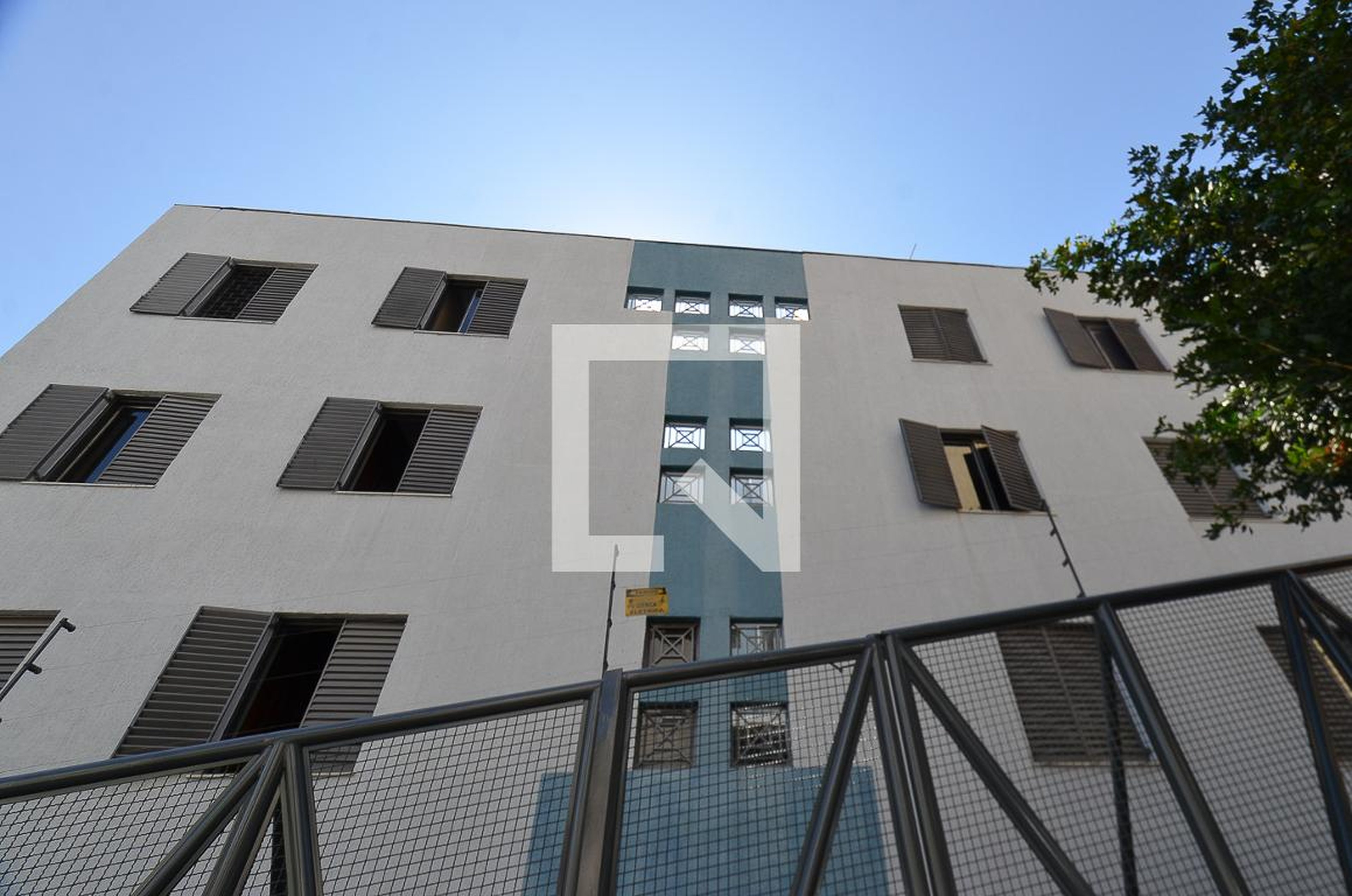 Fachada Condomínio em Rua Professor Pimenta da Veiga, 307