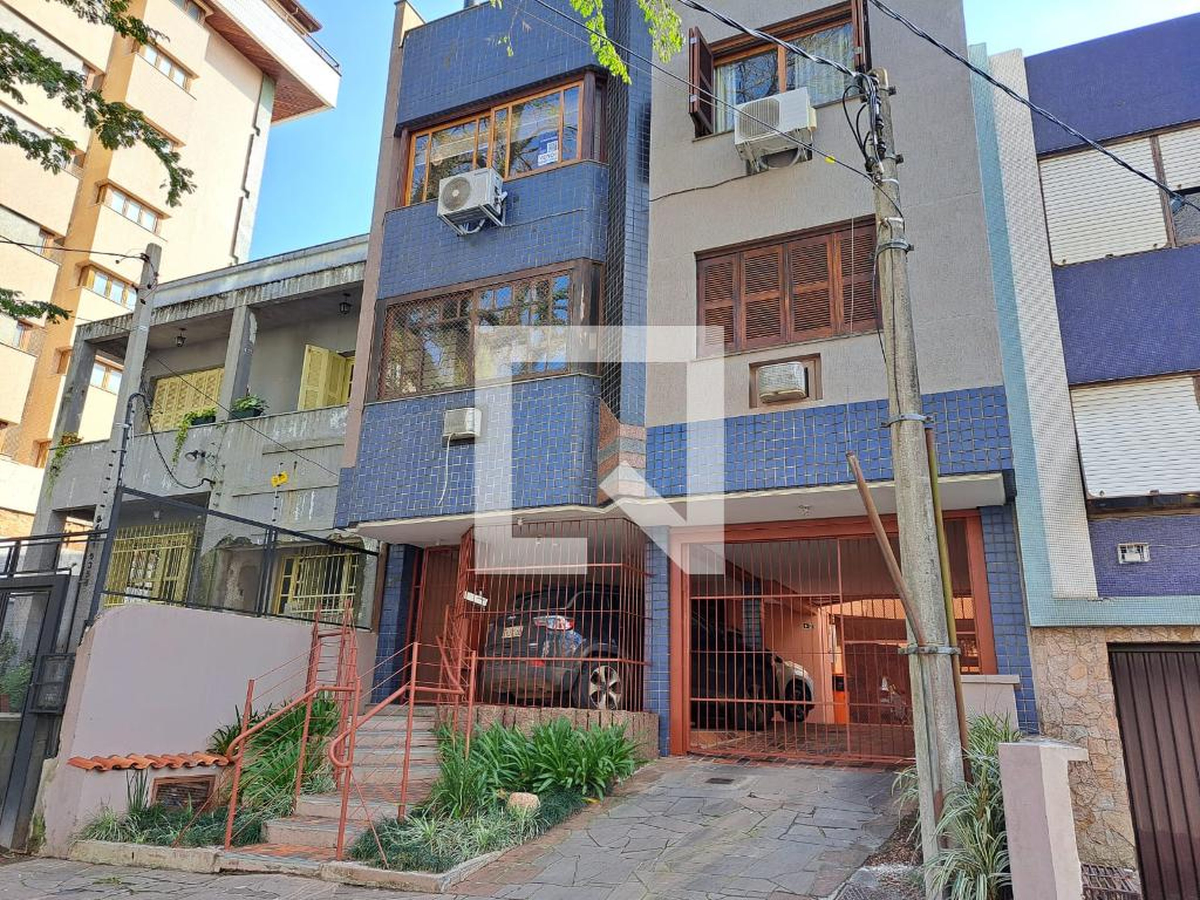 Fachada do Prédio Condomínio em Rua Dona Eugênia, 1206