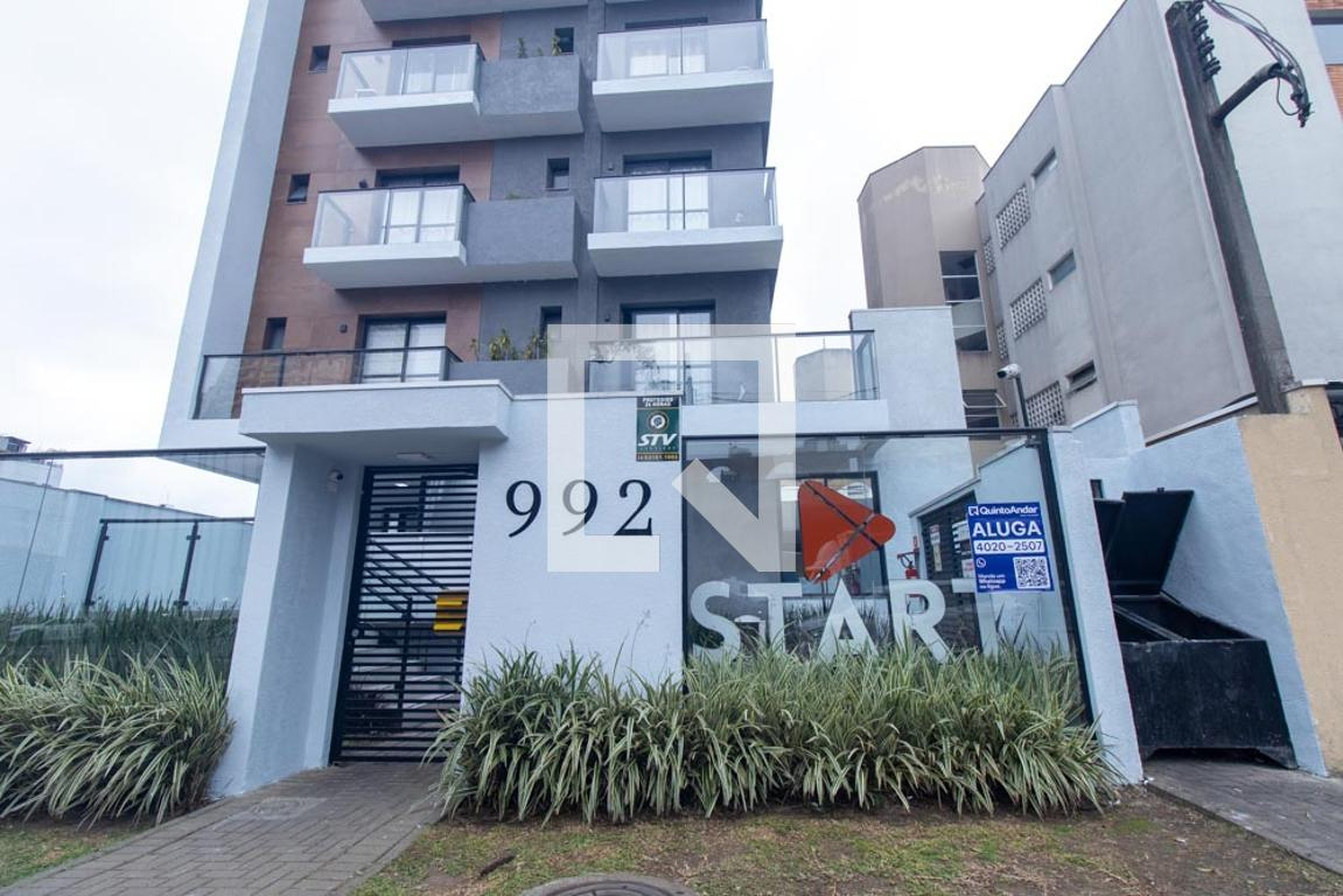 Fachada do Condomínio Condomínio em Rua Guararapes, 992